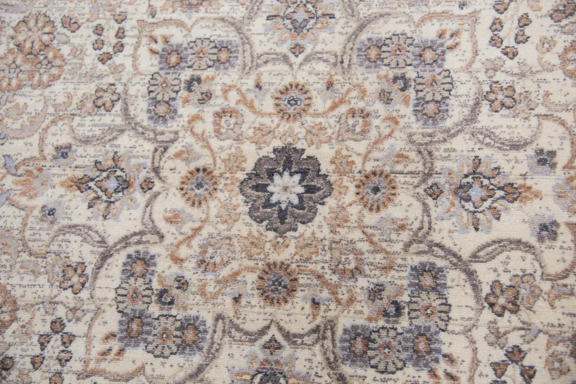 10' Beige And Natural New Zealand Lambs Wool Medallion Hand Carved Handmade Area Rug Homeroots Home Decor