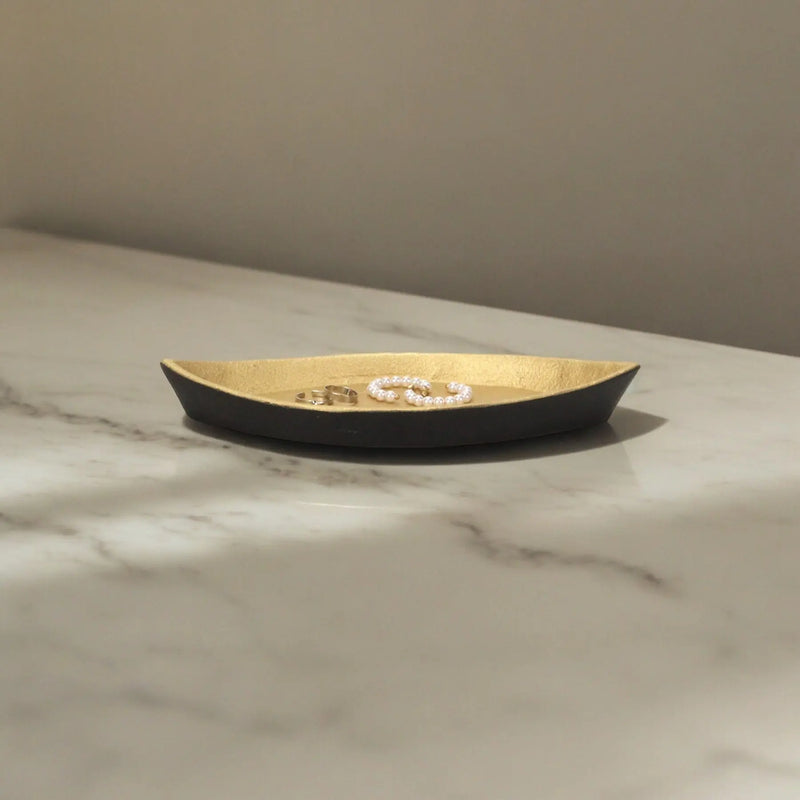 10" Black And Gold Cast Iron Oval Boat Shaped Tray Homeroots Kitchen & Dining