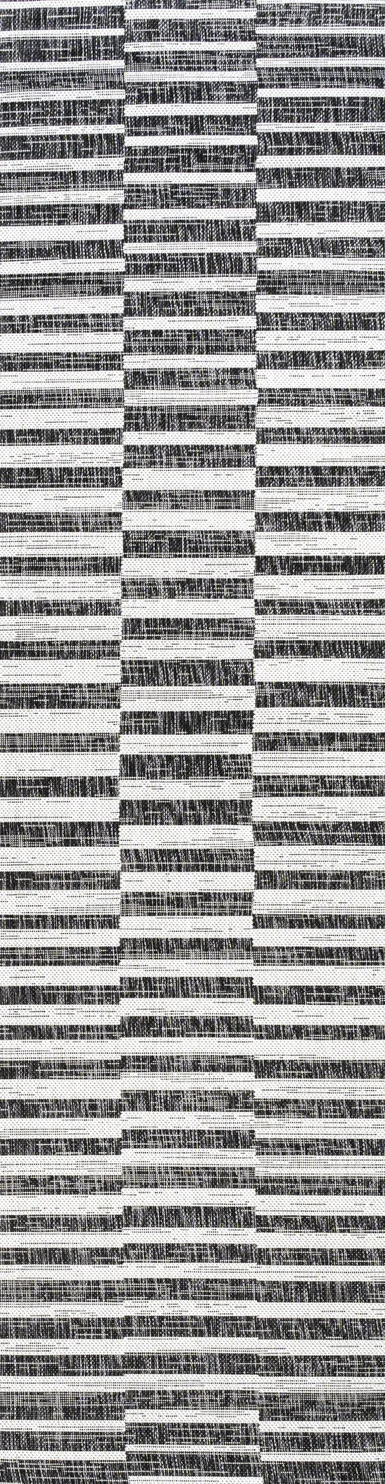 10' Black And Ivory Striped Indoor Outdoor Runner Rug Homeroots Outdoor