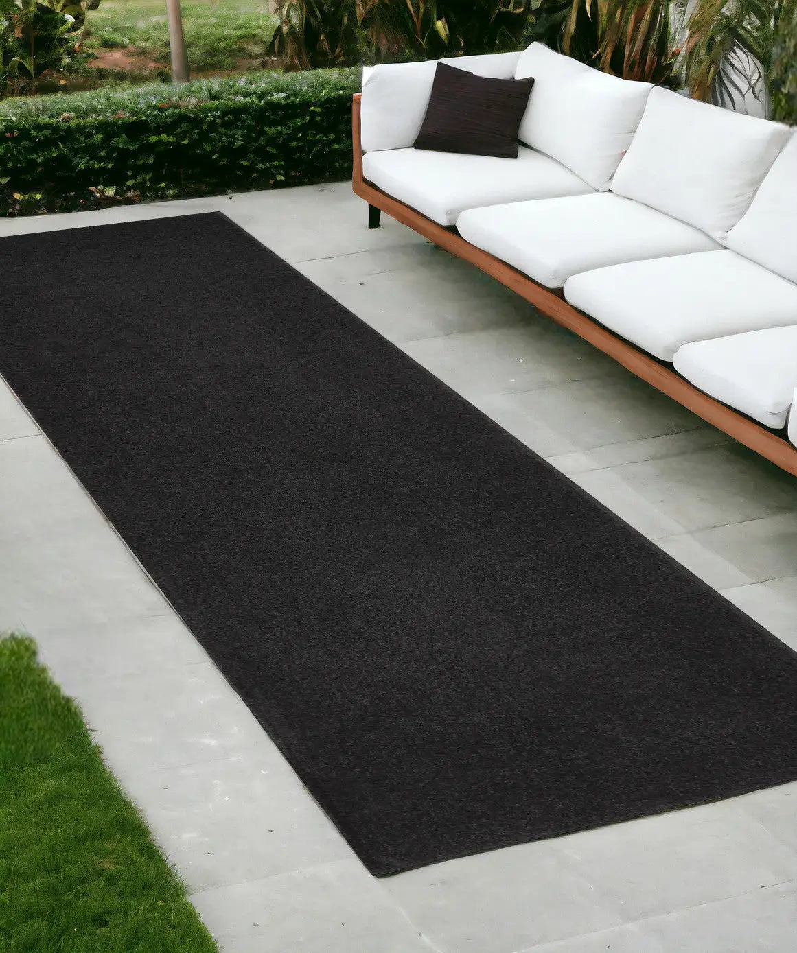 10' Black Indoor Outdoor Runner Rug - GreatEagleInc