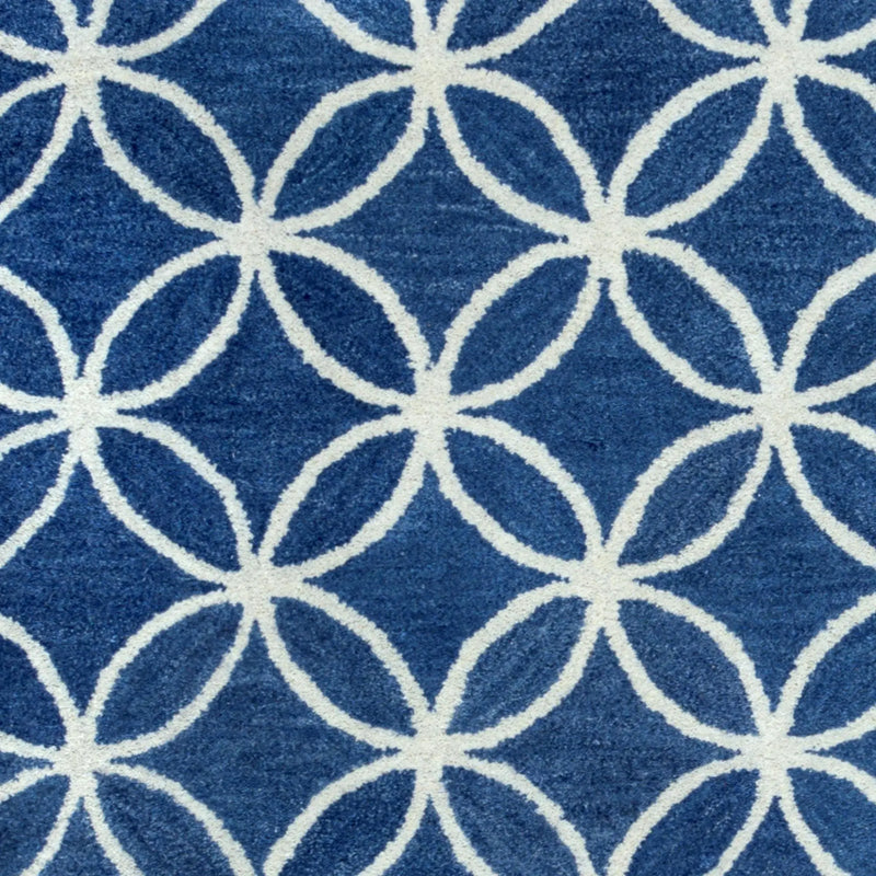 10' Blue And Ivory Wool Geometric Hand Tufted Round Rug Homeroots Home Decor