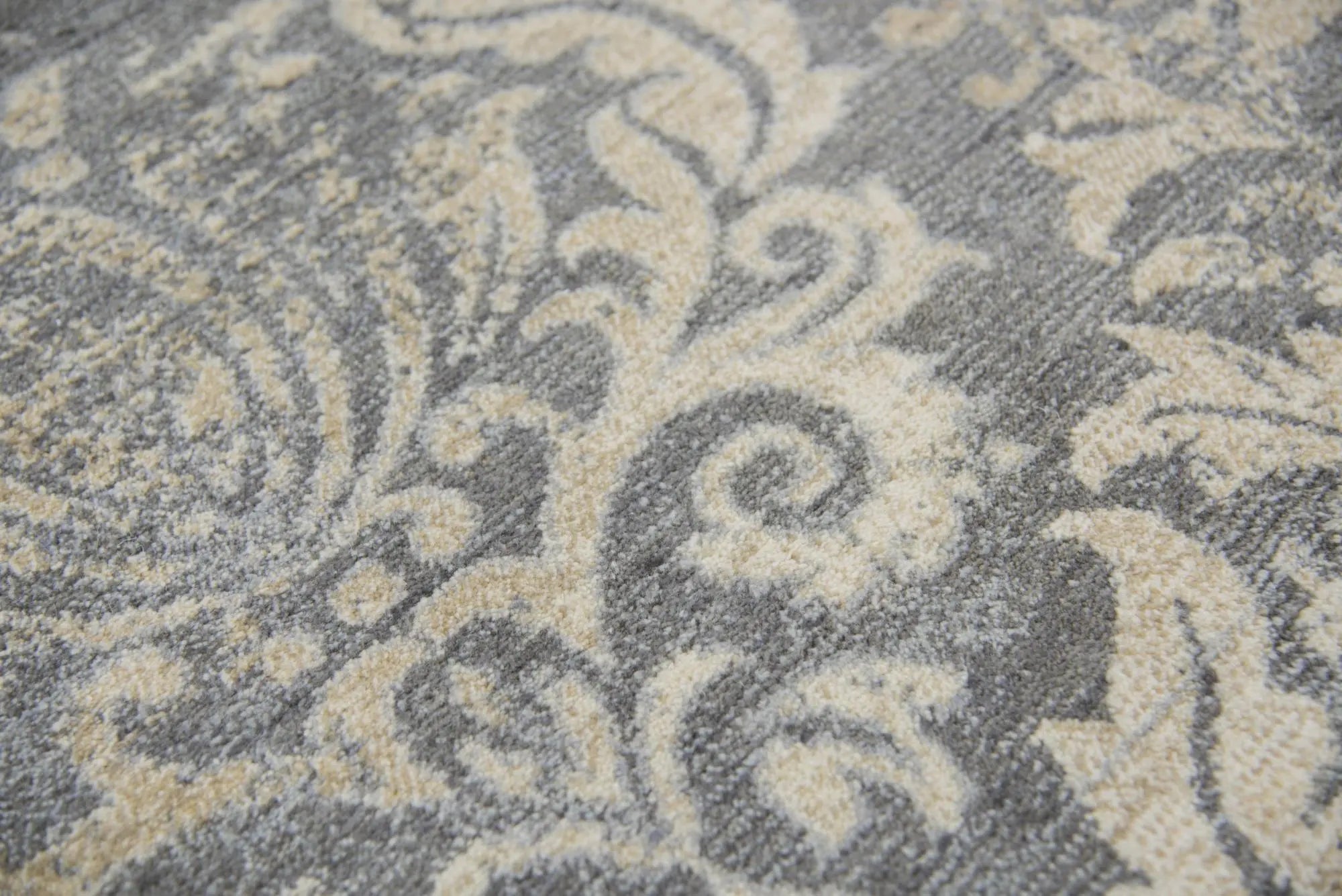 10' Dark Gray And Tan New Zealand Lambs Wool Damask Hand Carved Handmade Area Rug Homeroots Home Decor