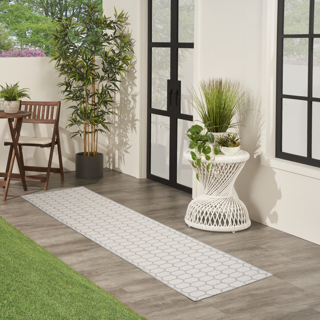 10' Gray And Ivory Geometric Indoor Outdoor Runner Rug Homeroots Outdoor