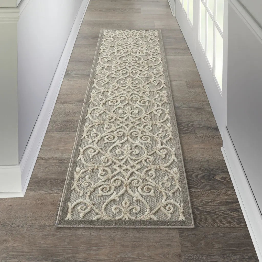 10' Gray And Ivory Indoor Outdoor Area Rug Homeroots Outdoor