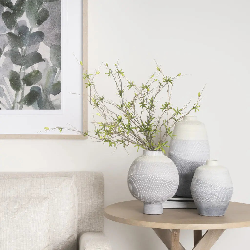 10" Gray And White Ombre Ceramic Round Table Vase Homeroots Home Decor