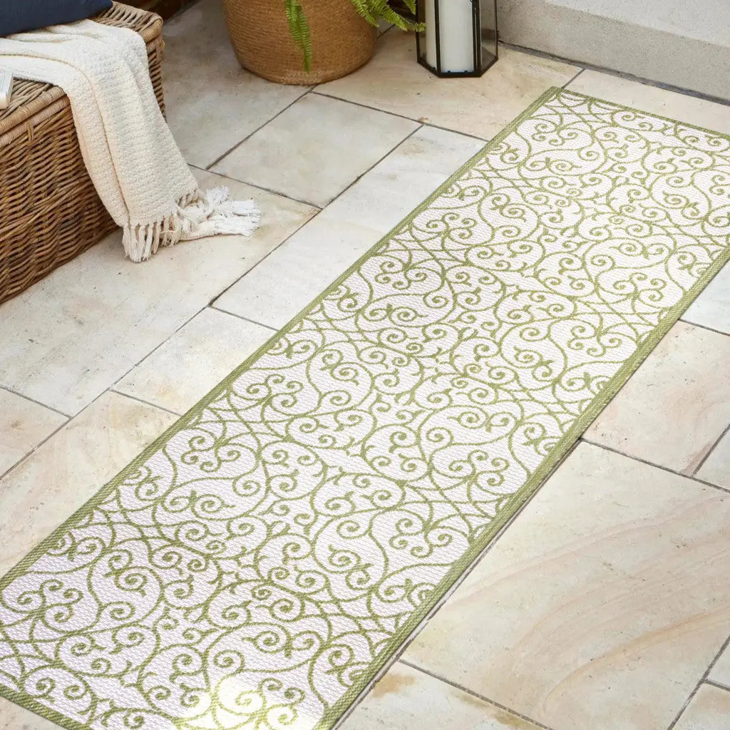 10' Green And Cream Geometric Indoor Outdoor Runner Rug Homeroots Outdoor