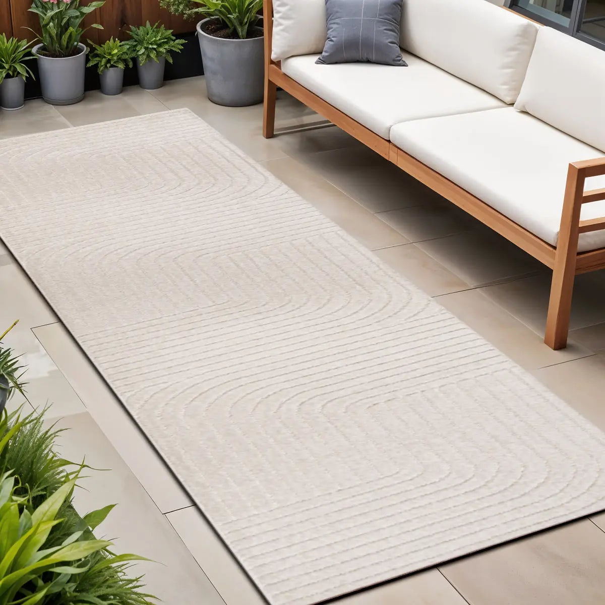 10' Ivory And Cream Striped Indoor Outdoor Runner Rug Homeroots Outdoor