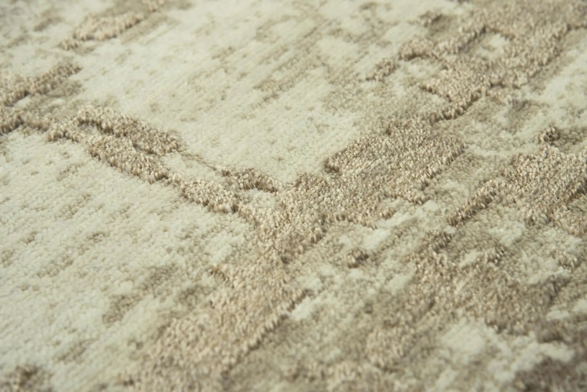 10' X 13' Beige Ivory And Tan New Zealand Lambs Wool Abstract Hand Carved Handmade Area Rug Homeroots Home Decor