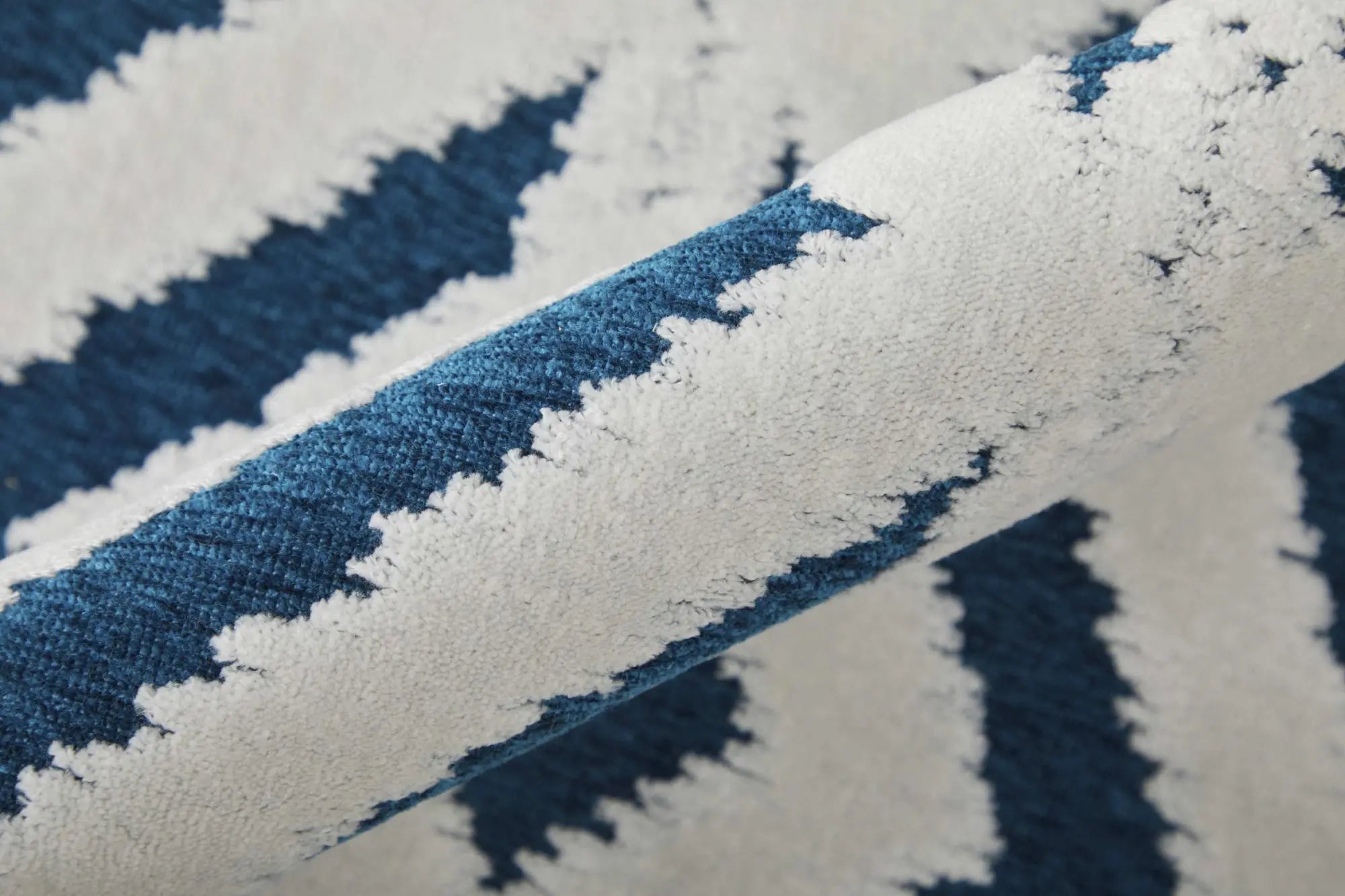 10' X 13' Blue Green And White Area Rug Homeroots Home Decor