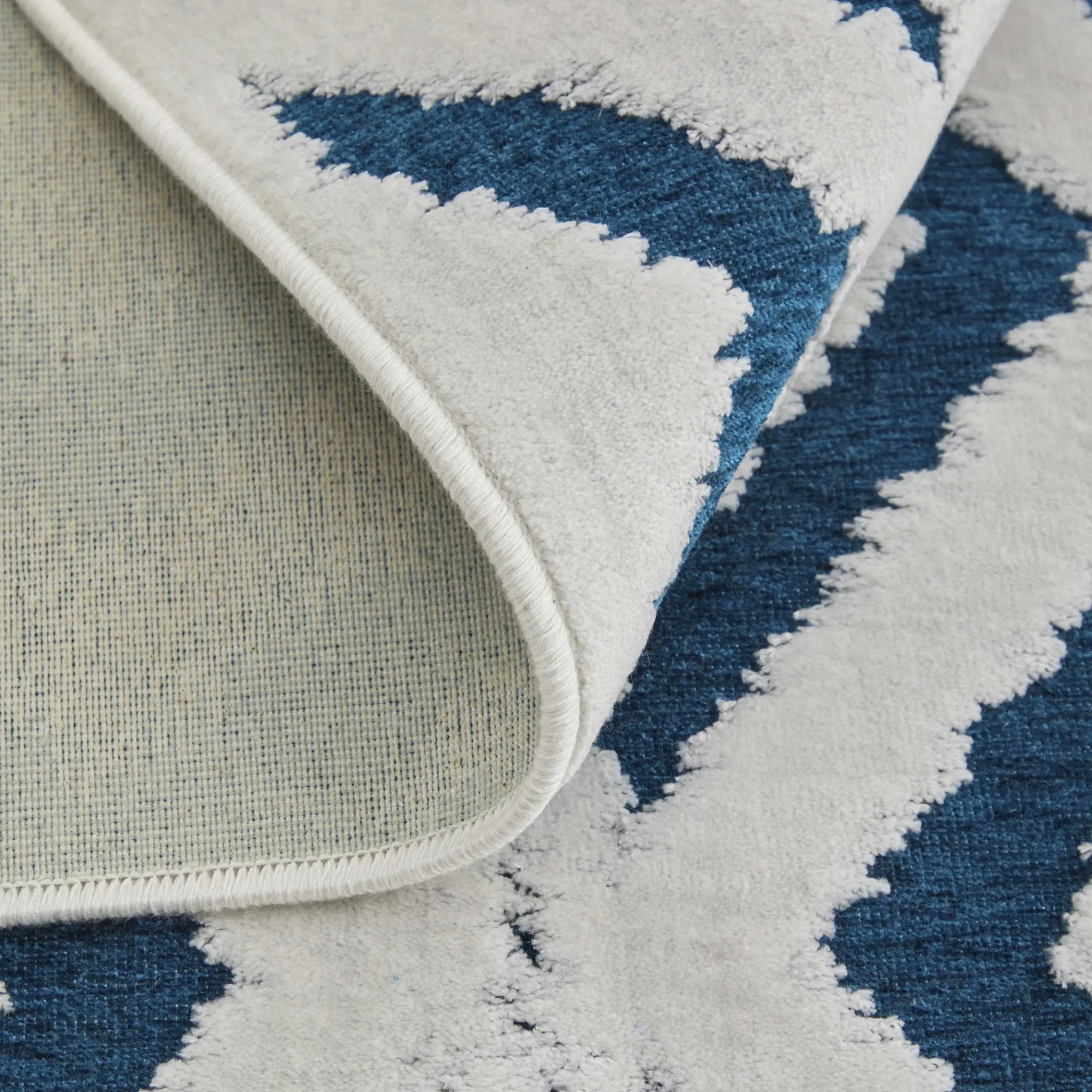 10' X 13' Blue Green And White Area Rug Homeroots Home Decor