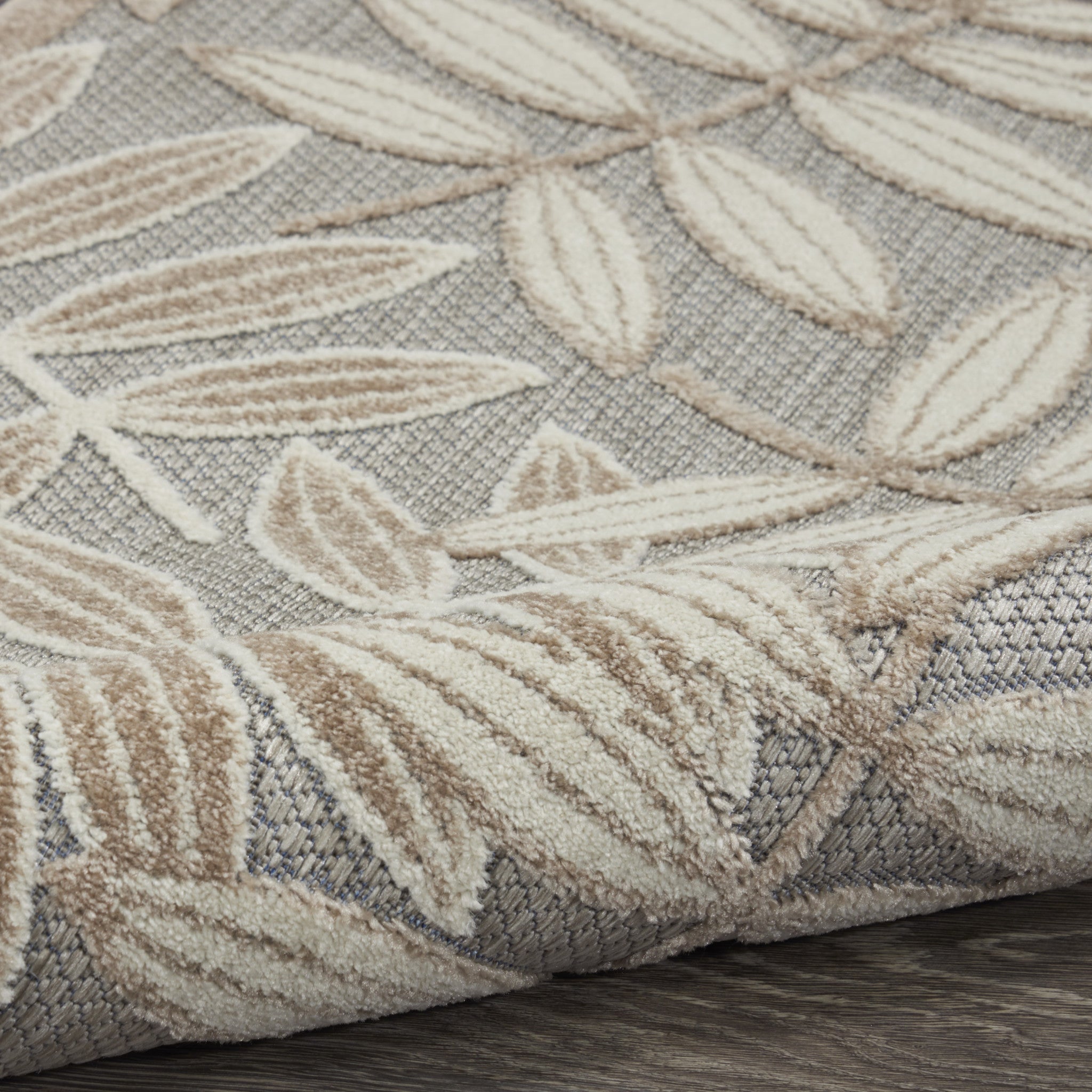 10' X 13' Gray And Ivory Indoor Outdoor Area Rug - GreatEagleInc