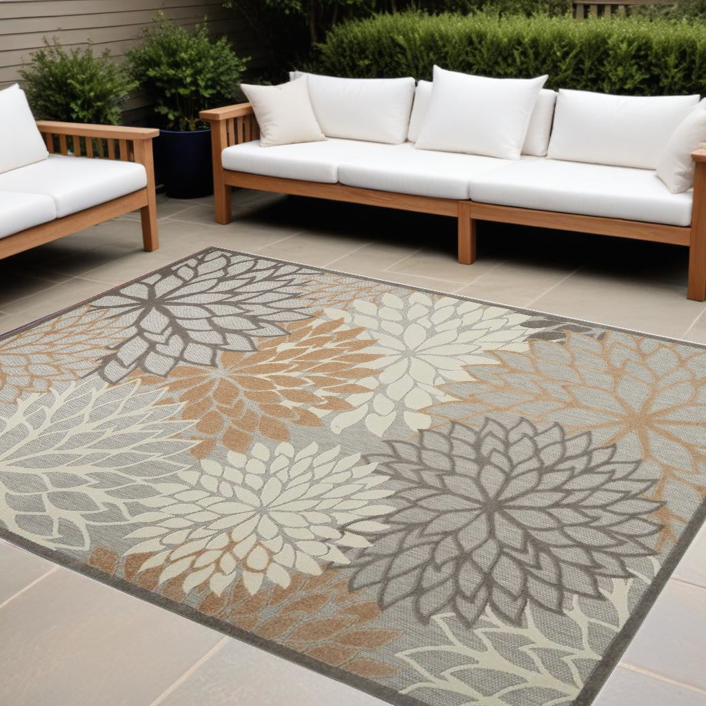 10' X 13' Gray And Ivory Indoor Outdoor Area Rug - GreatEagleInc