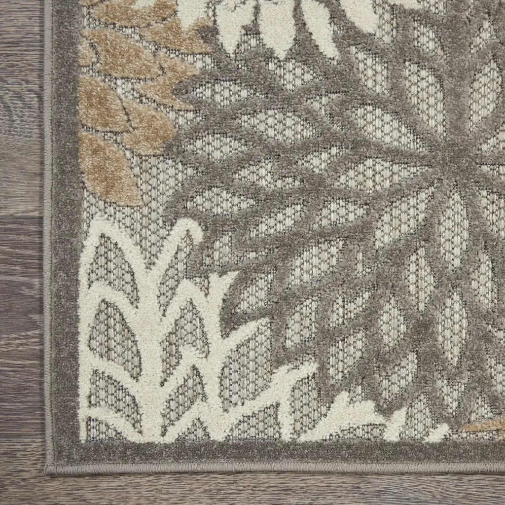 10' X 13' Gray And Ivory Indoor Outdoor Area Rug - GreatEagleInc