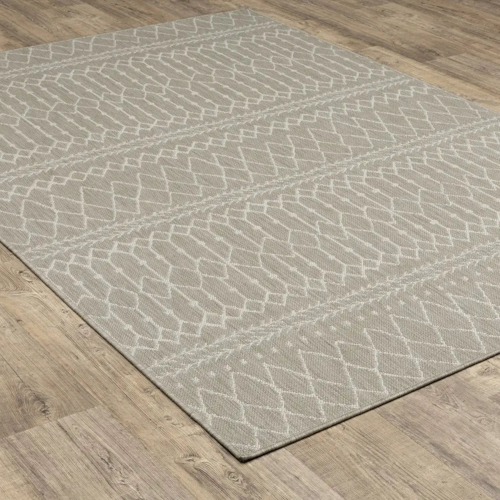 10' X 13' Gray And Ivory Indoor Outdoor Area Rug Homeroots Outdoor