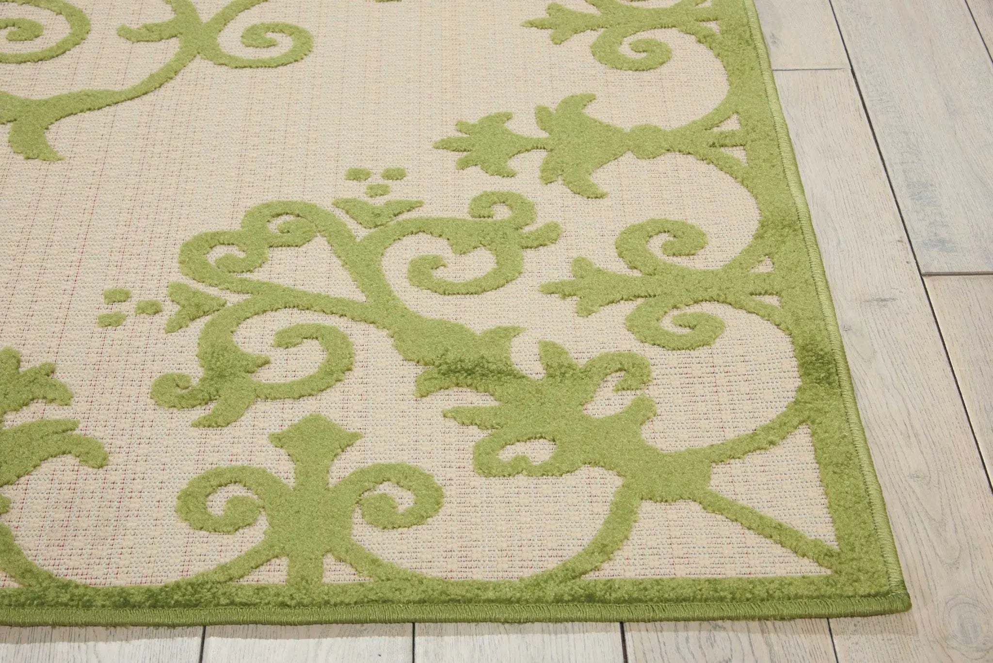 10' X 13' Green Indoor Outdoor Area Rug - GreatEagleInc