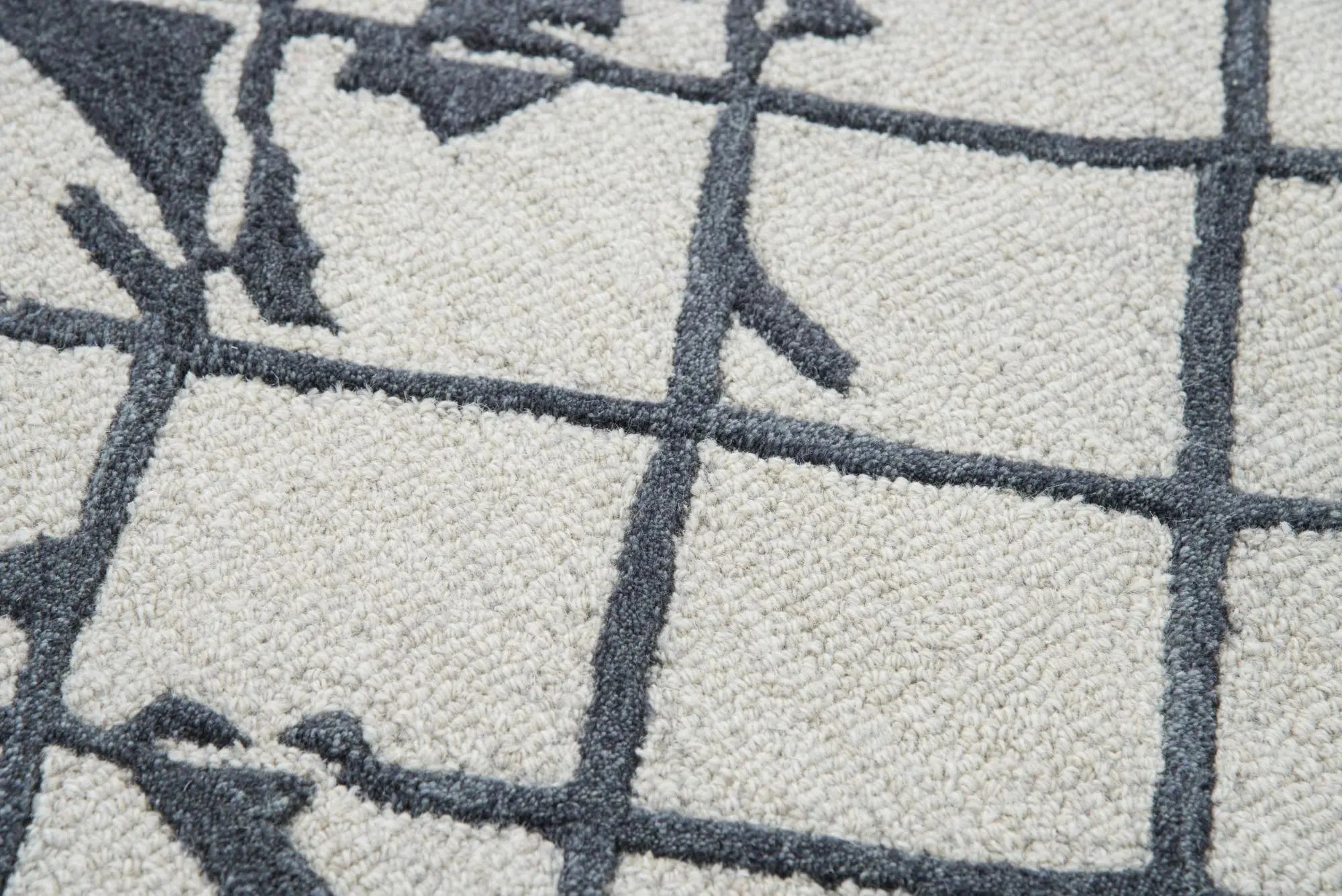 10' X 13' Natural And Brown Wool Geometric Hand Tufted Area Rug Homeroots Home Decor