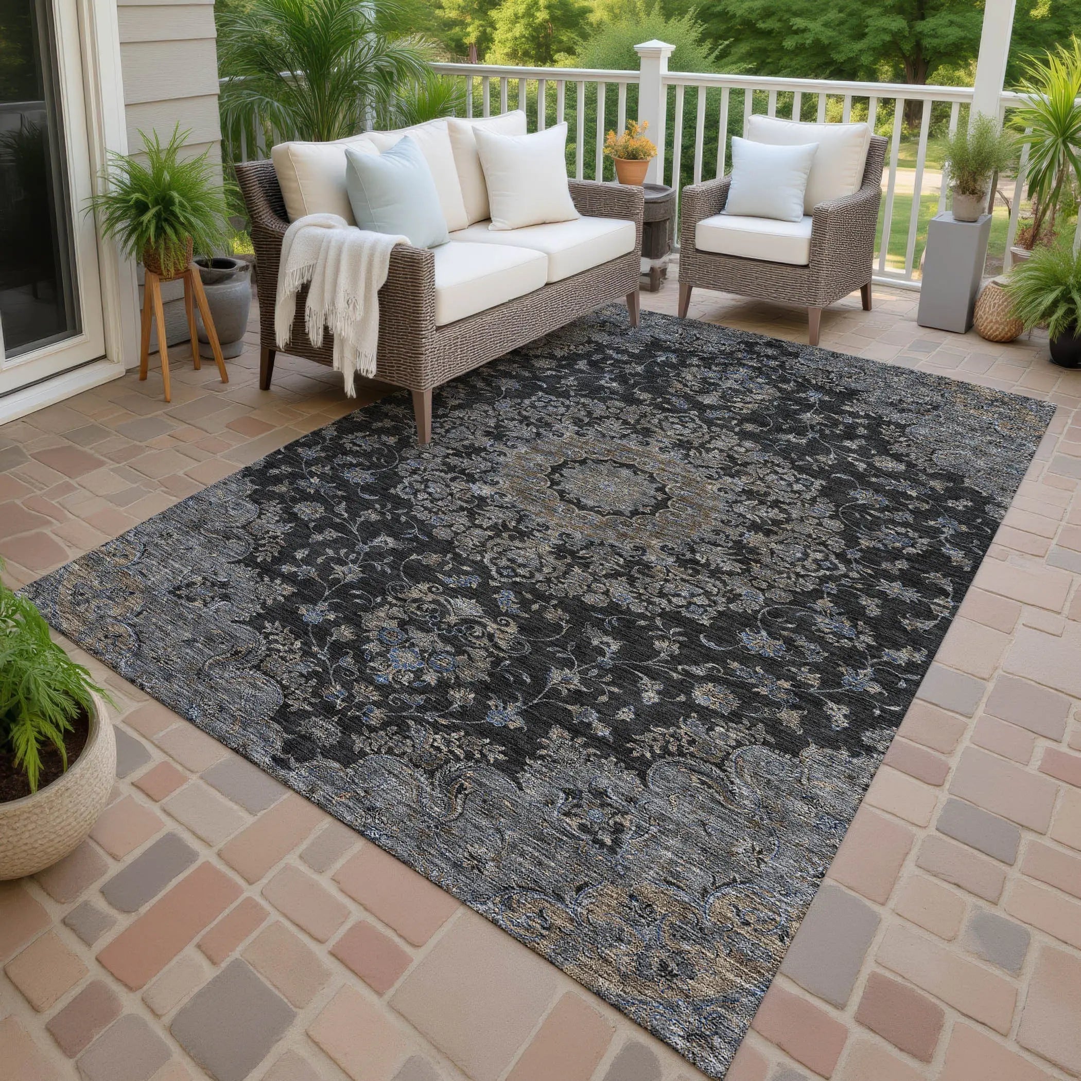 10' X 14' Black And Charcoal Floral Medallion Washable Indoor Outdoor Area Rug Homeroots Outdoor