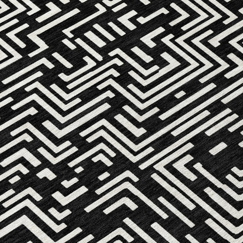 10' X 14' Black And Silver Geometric Washable Indoor Outdoor Area Rug Homeroots Outdoor