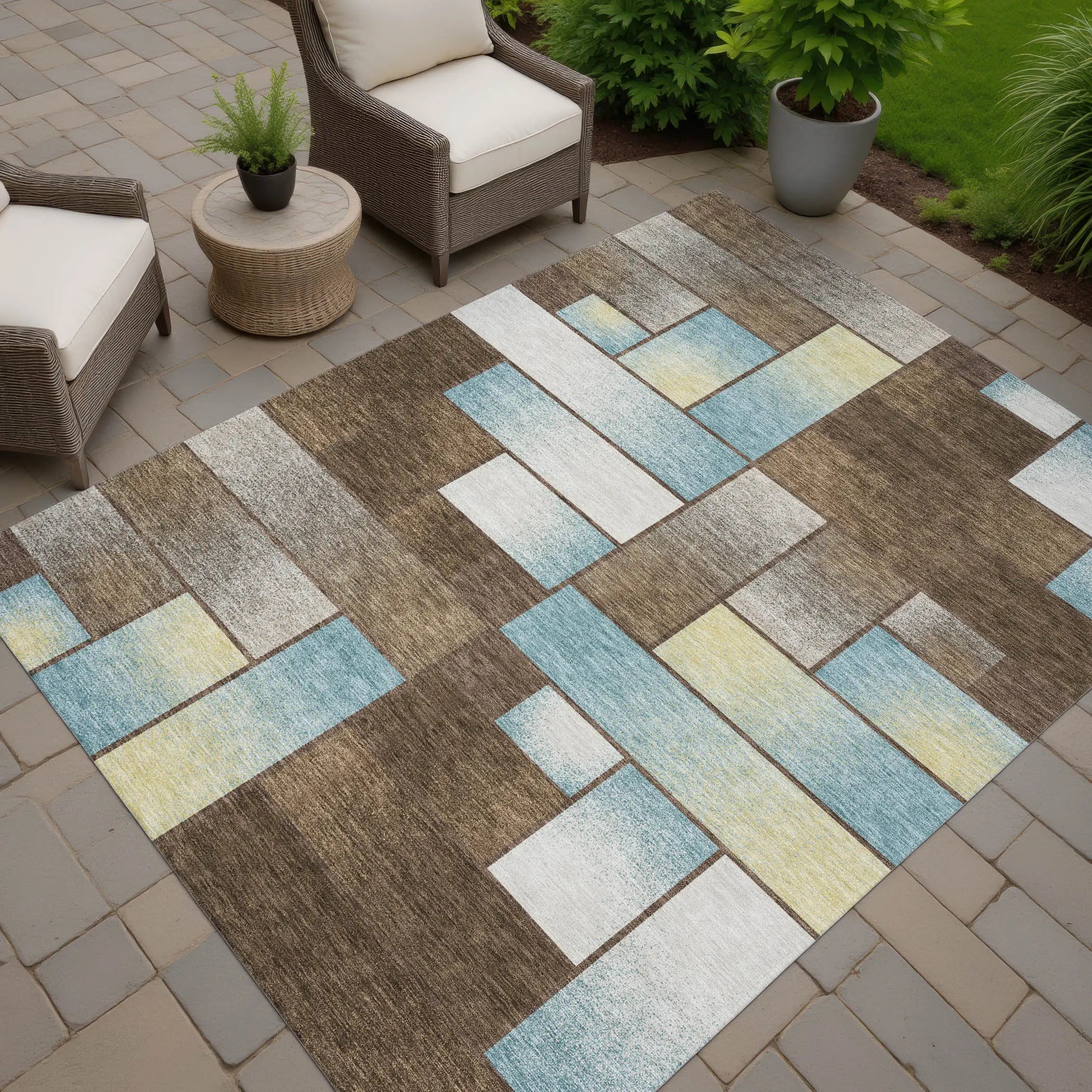 10' X 14' Brown And Gray Geometric Washable Indoor Outdoor Area Rug Homeroots Outdoor