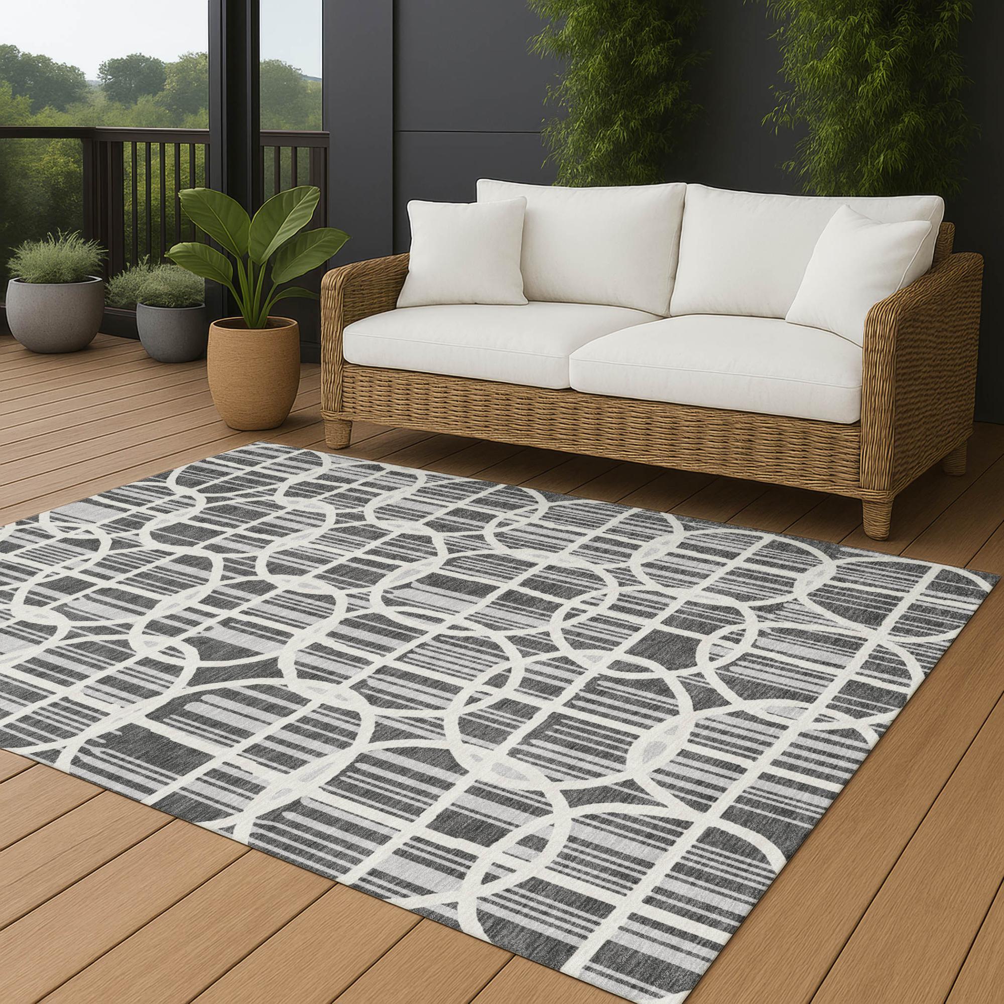 10' X 14' Graphite And Gray Geometric Washable Indoor Outdoor Area Rug Homeroots Outdoor