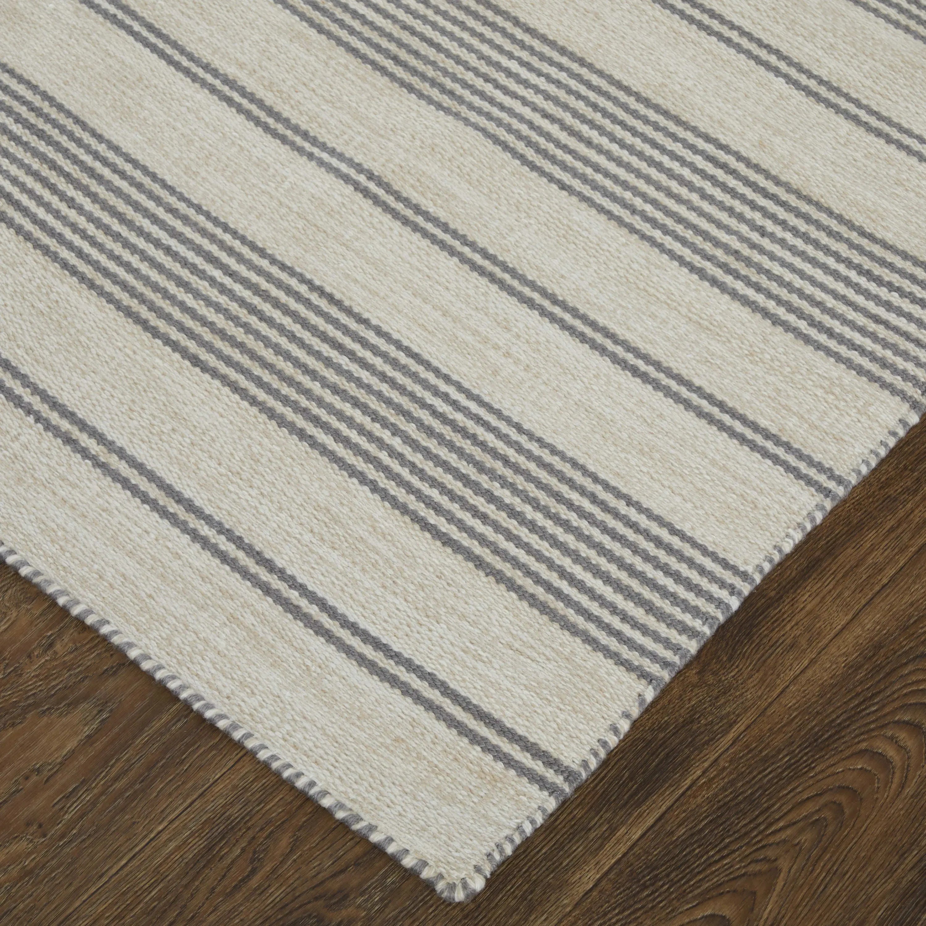 10' X 14' Gray And Ivory Striped Dhurrie Hand Woven Stain Resistant Area Rug Homeroots Outdoor