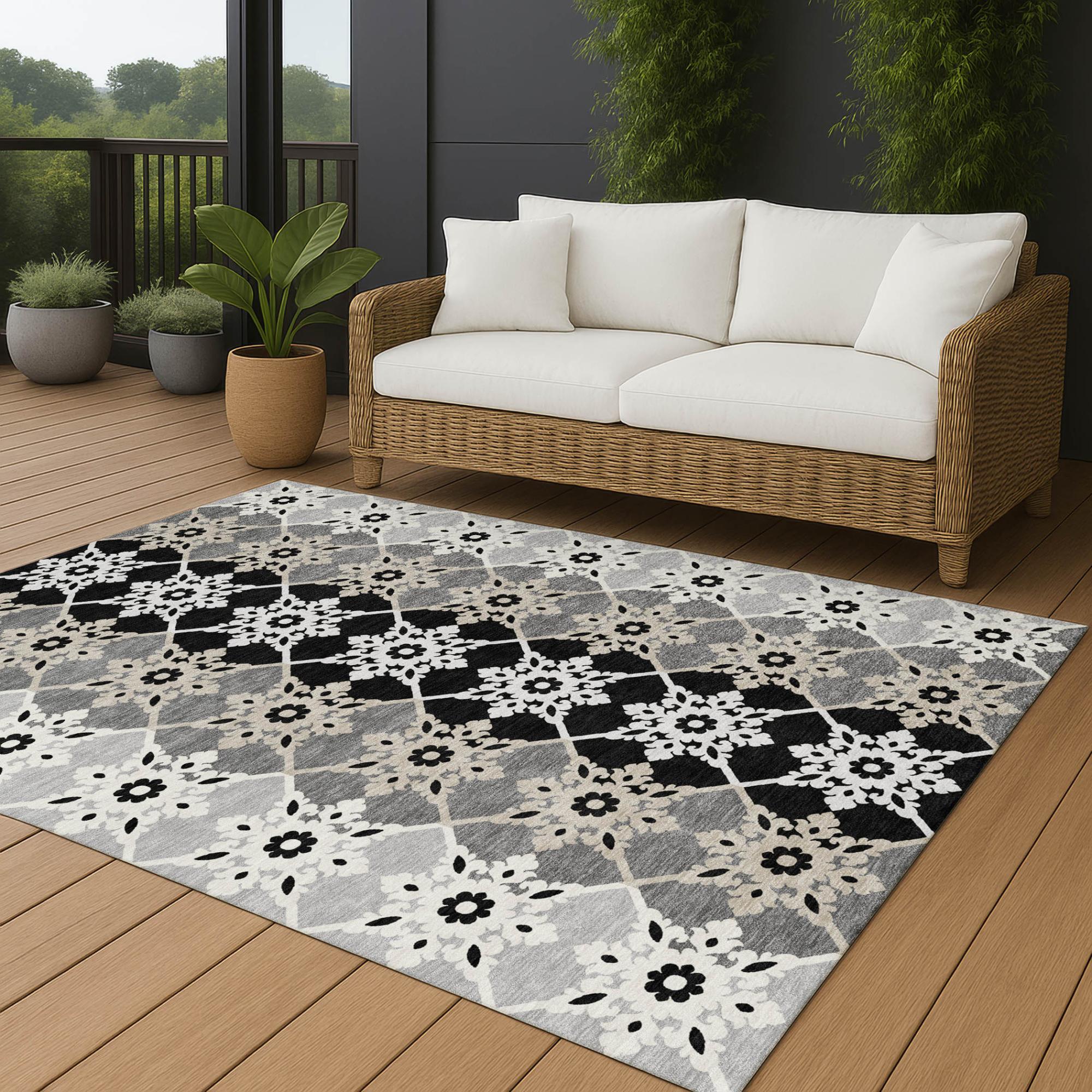 10' X 14' Gray And Pewter Floral Medallion Washable Indoor Outdoor Area Rug Homeroots Outdoor