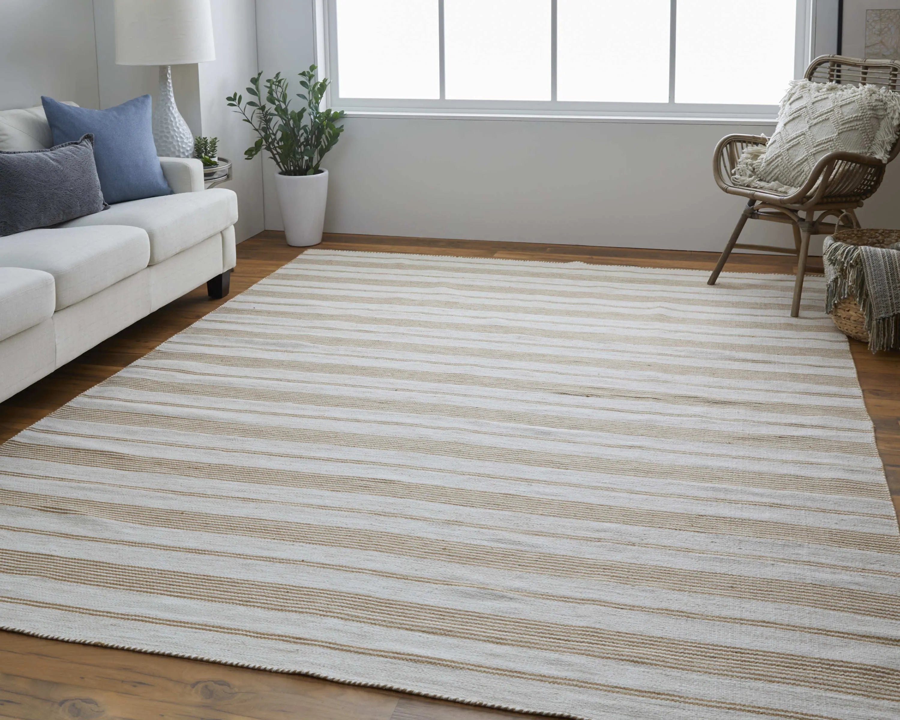 10' X 14' Ivory Taupe And Brown Striped Dhurrie Hand Woven Stain Resistant Area Rug Homeroots Outdoor