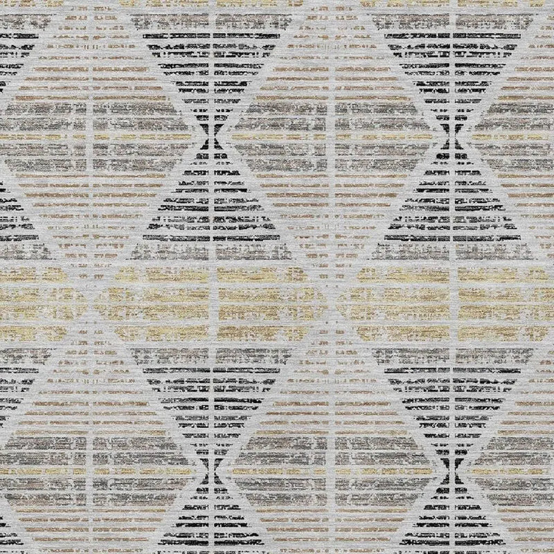 10' X 14' Silver And Beige Geometric Washable Indoor Outdoor Area Rug Homeroots Outdoor
