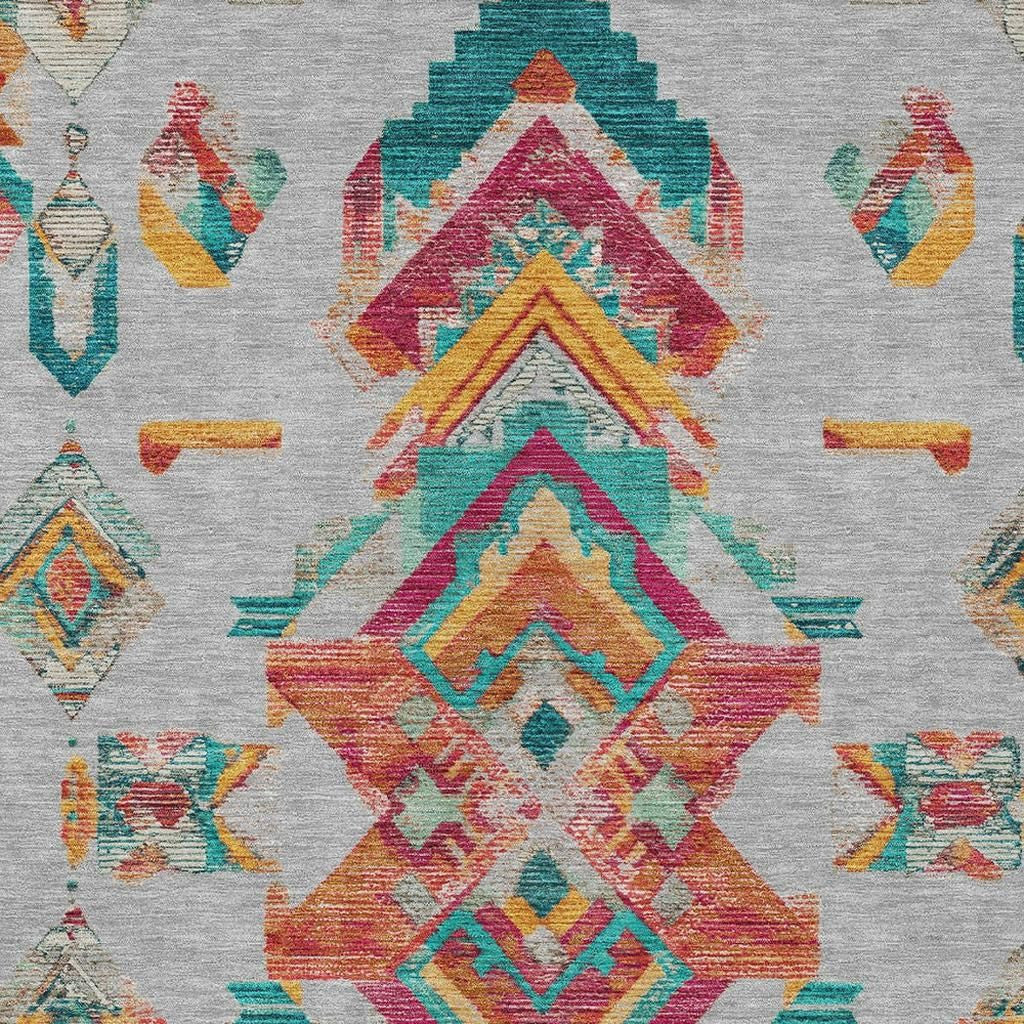 10' X 14' Silver And Ivory Tribal Washable Indoor Outdoor Area Rug Homeroots Outdoor