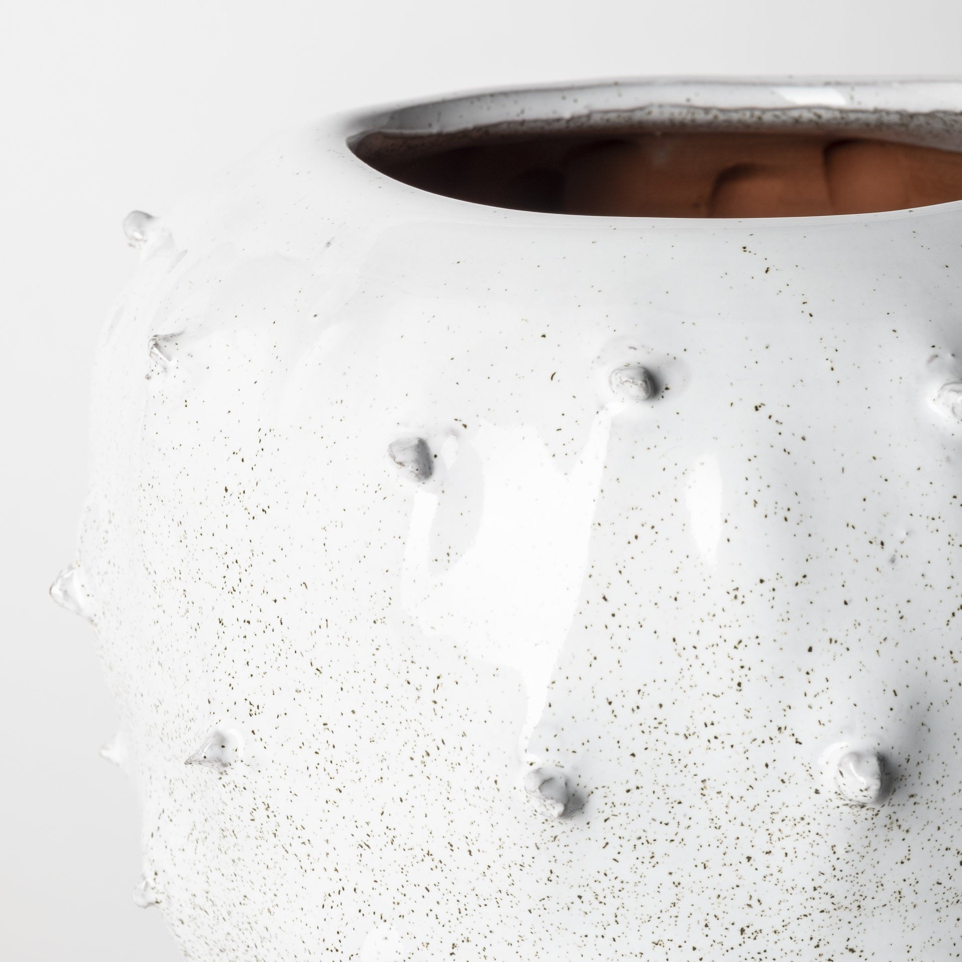 11" White Abstract Cylinder Ceramic Table Vase Homeroots Home Decor