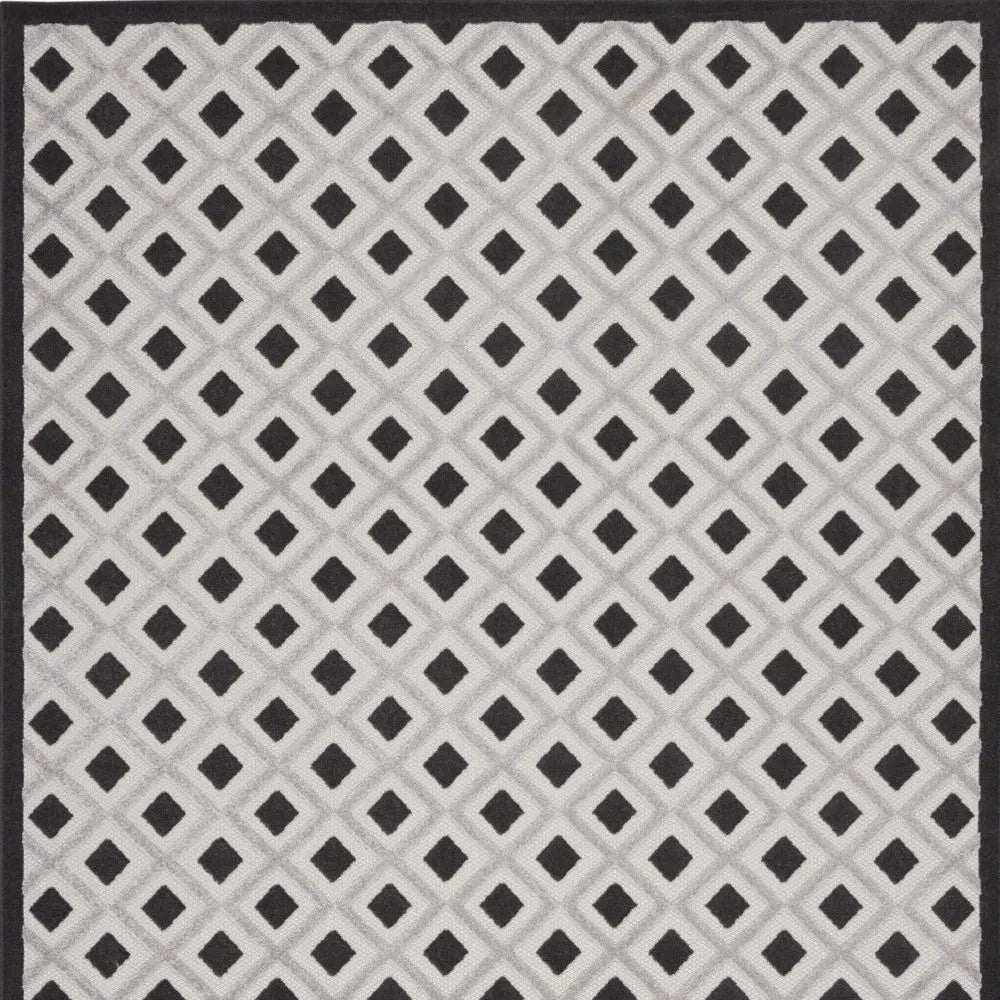 12' X 15' Black And White Gingham Non Skid Indoor Outdoor Area Rug - GreatEagleInc