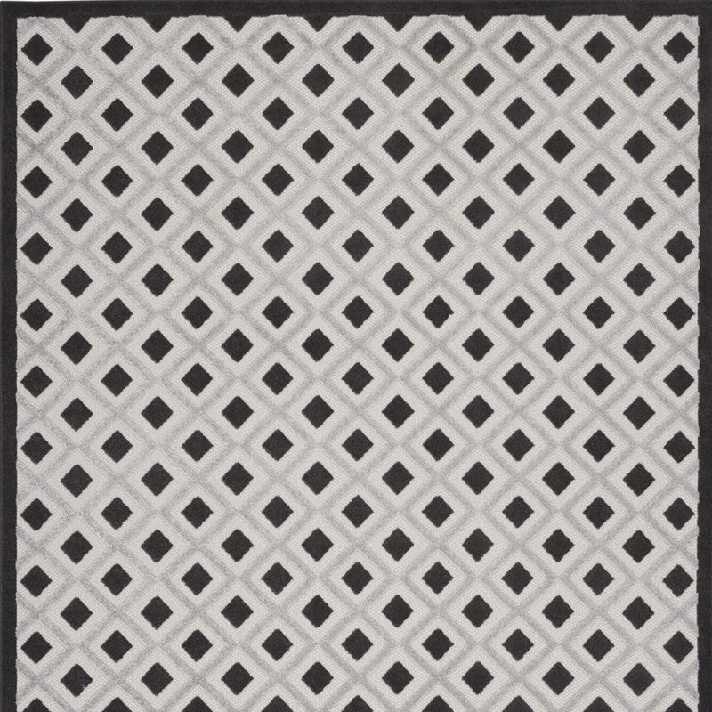 12' X 15' Black And White Gingham Non Skid Indoor Outdoor Area Rug - GreatEagleInc