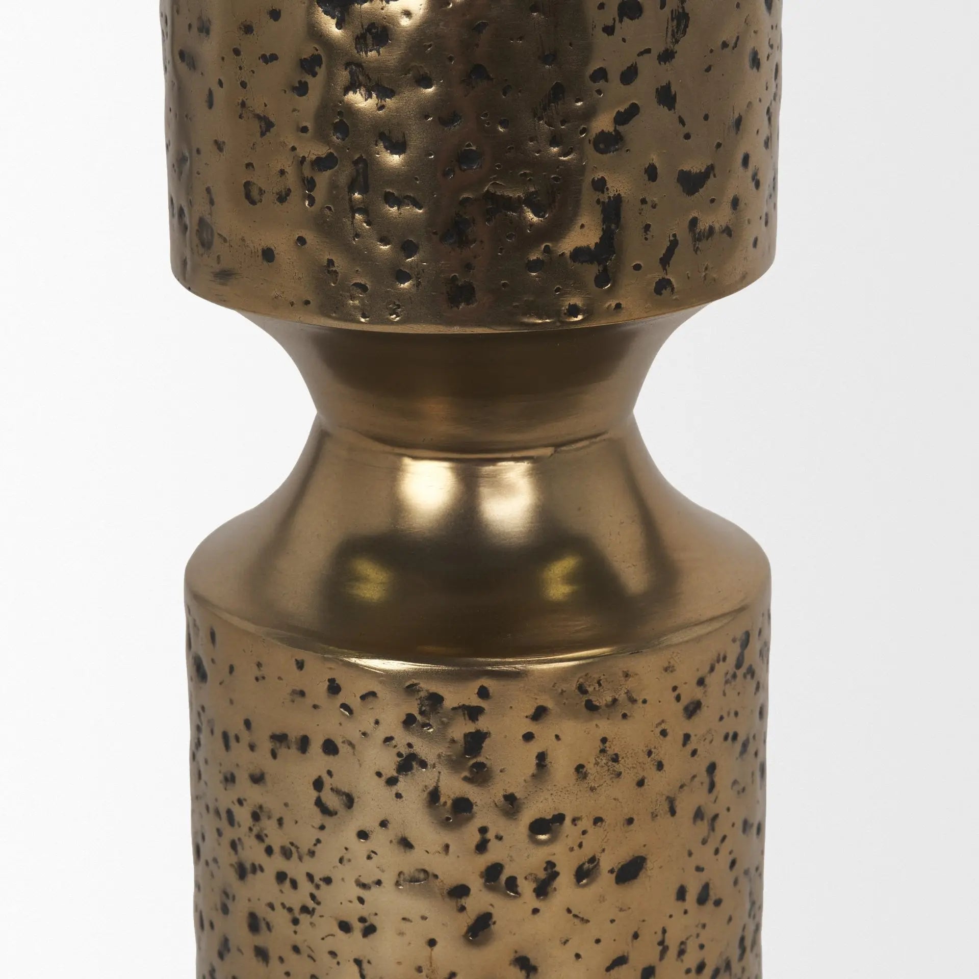 13" Antiqued Gold Metal Tabletop Votive Candle Holder Homeroots Home Decor