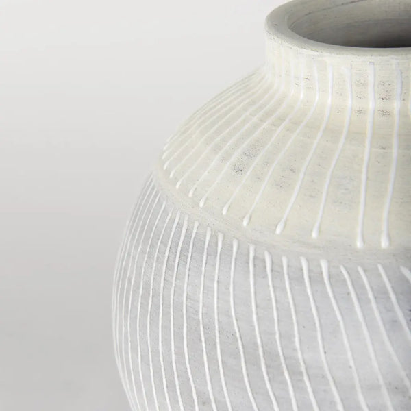 13" Gray And White Ombre Ceramic Round Table Vase Homeroots Home Decor