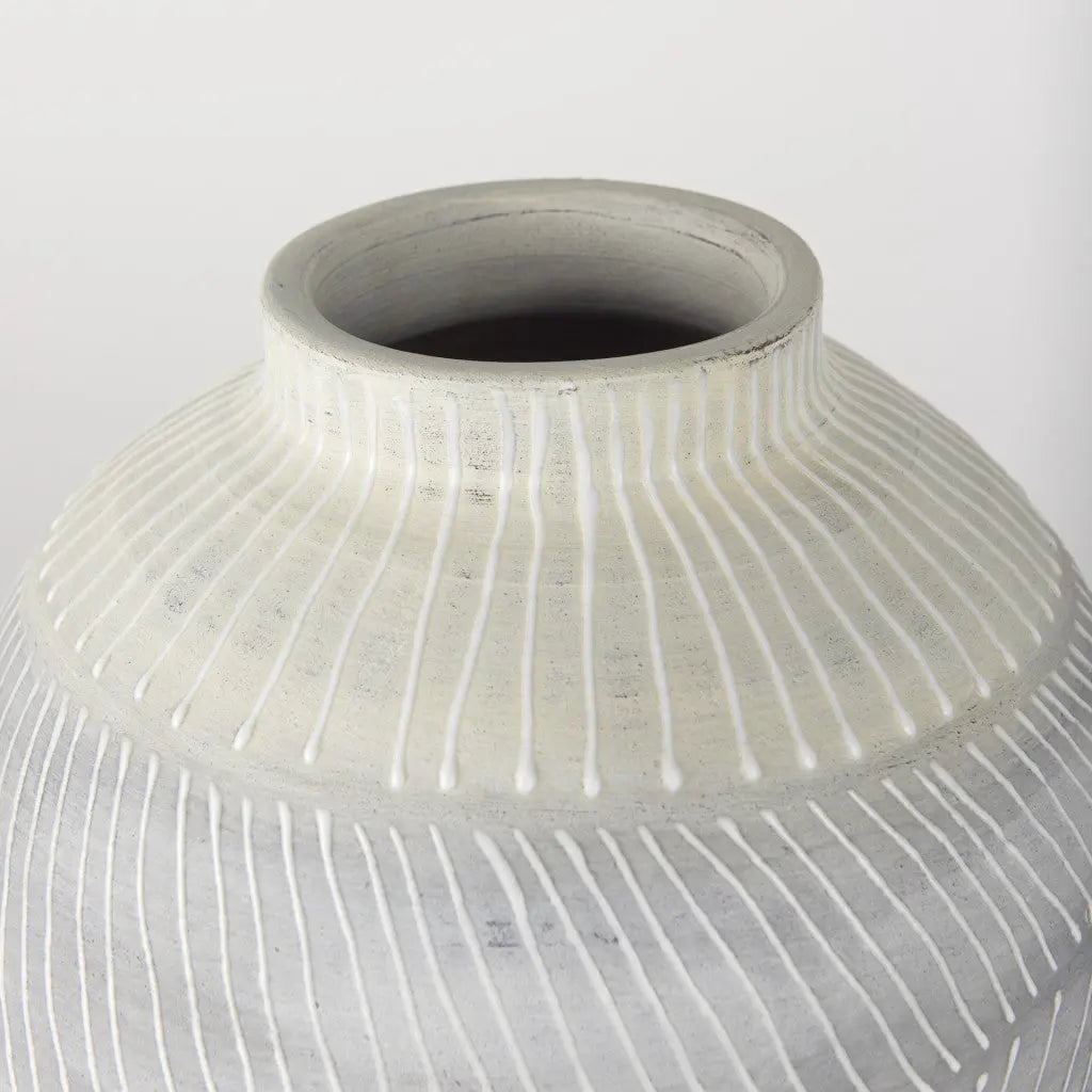 13" Gray And White Ombre Ceramic Round Table Vase Homeroots Home Decor