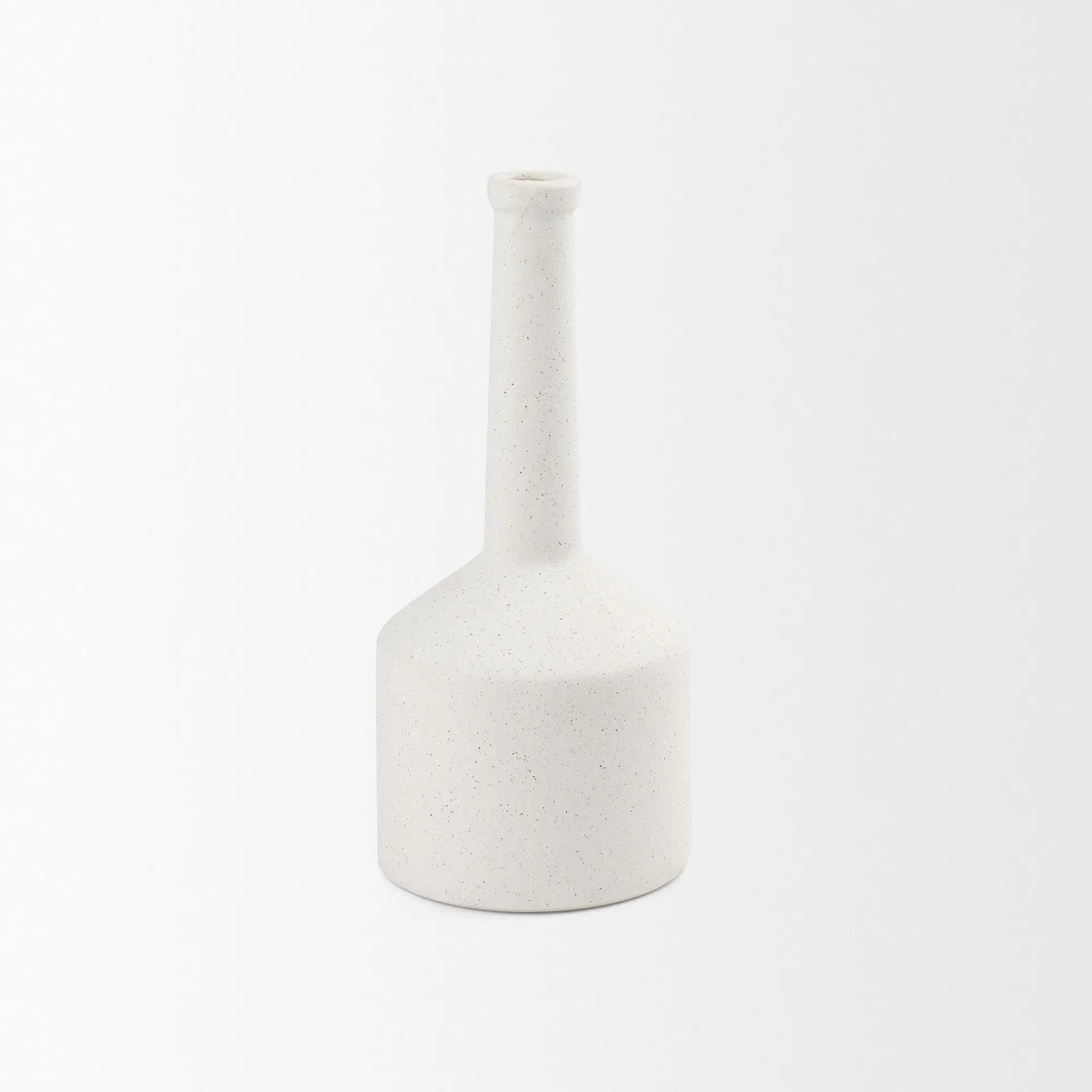 13" White Ceramic Table Vase Homeroots Home Decor