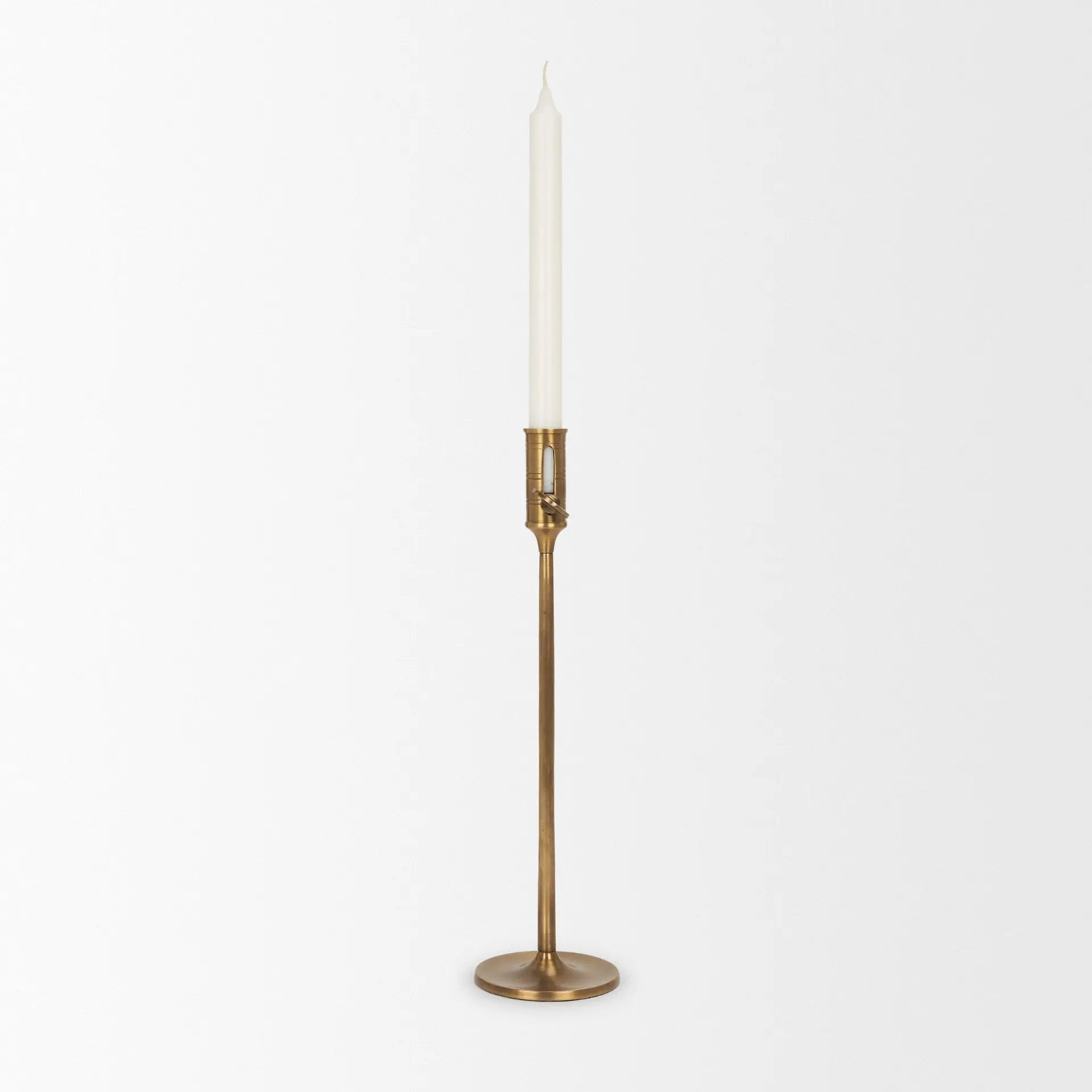 14" Antiqued Brass Metal Tabletop Taper Candlestick Homeroots Home Decor