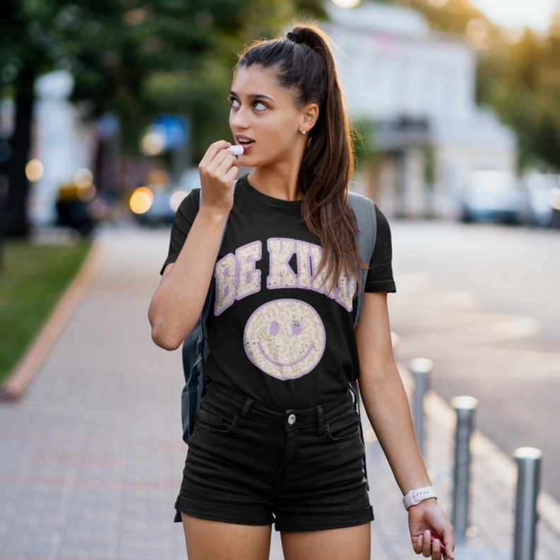 Women's Be Kind T-Shirt Dream Team Designs