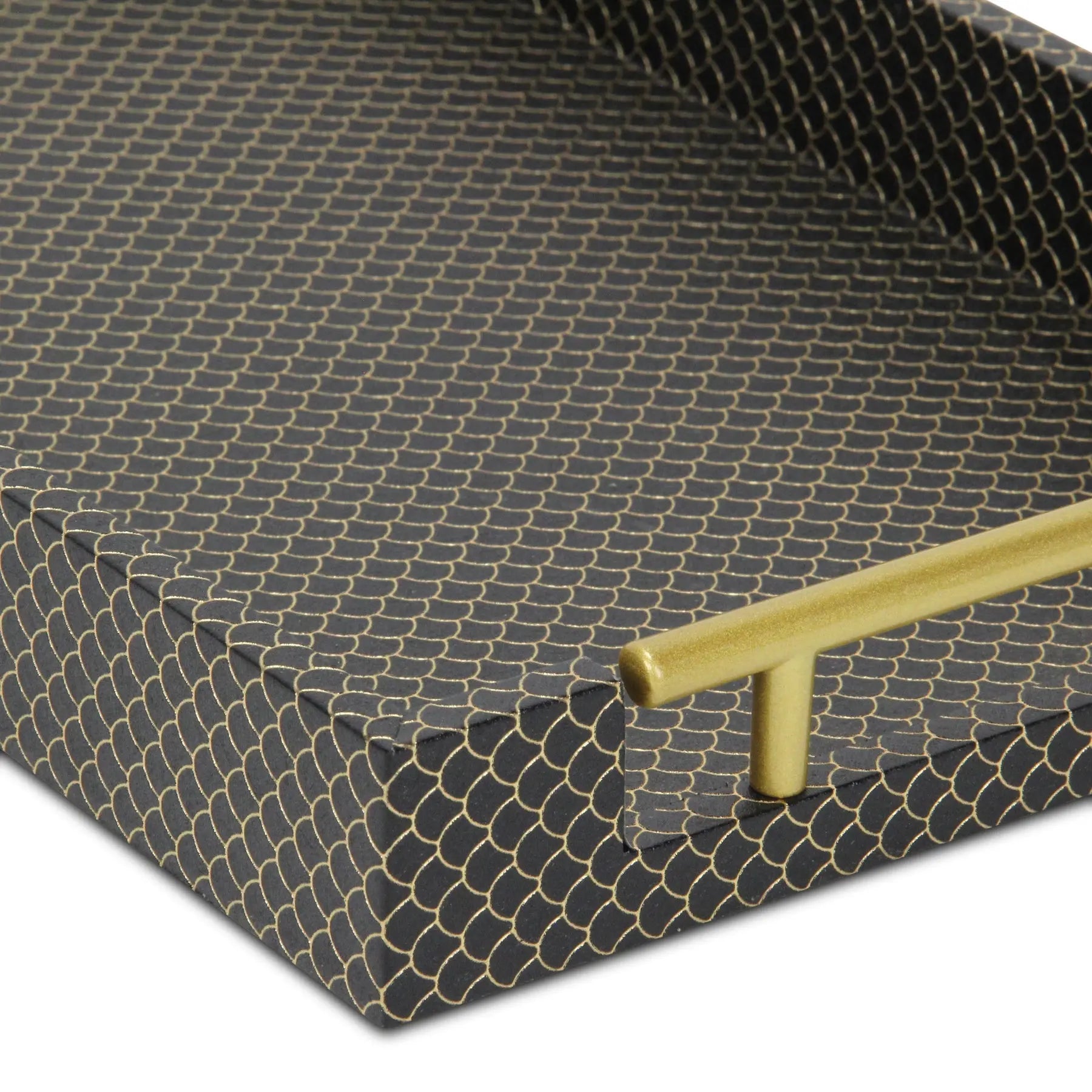 16" Black And Gold Geometric Print Handmade Serving Tray Homeroots Kitchen & Dining