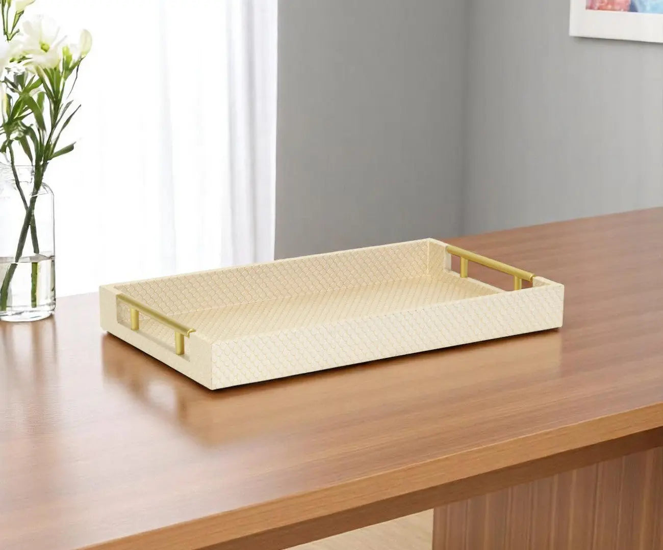 16" Champagne And Gold Geometric Print Handmade Serving Tray With Handles Homeroots Kitchen & Dining