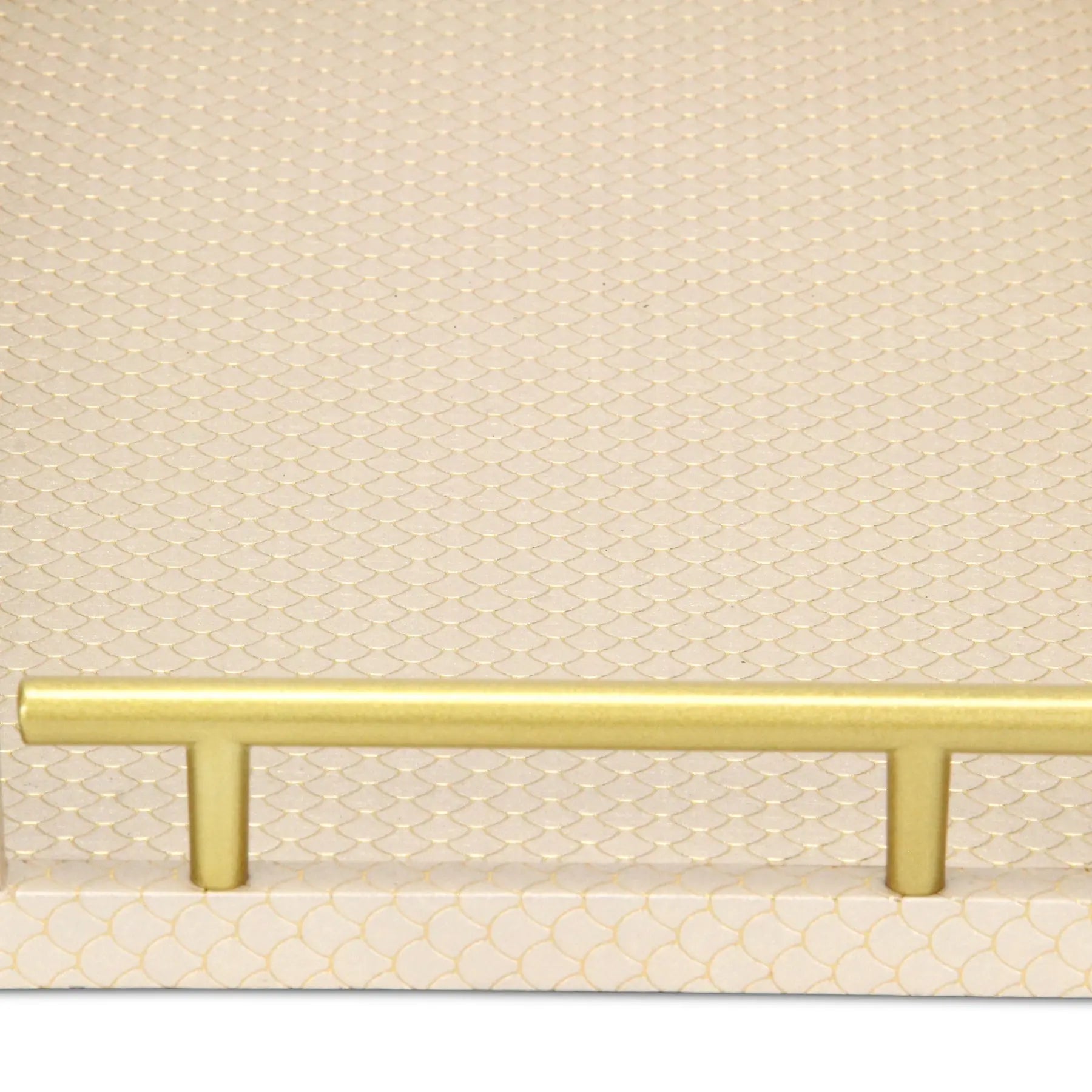 16" Champagne And Gold Geometric Print Handmade Serving Tray With Handles Homeroots Kitchen & Dining
