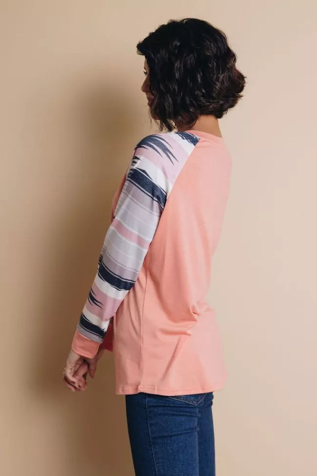 Tucson Printed Top Stay Warm in Style