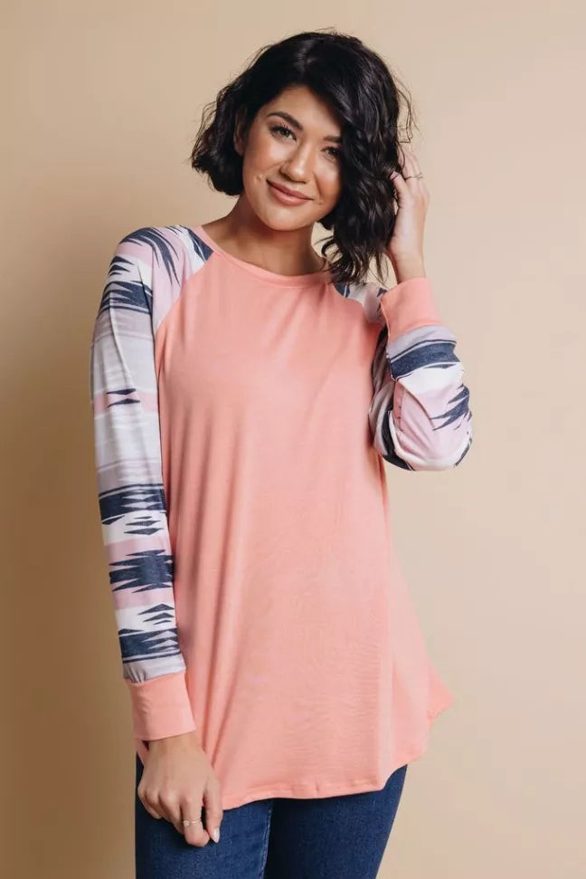 Tucson Printed Top Stay Warm in Style