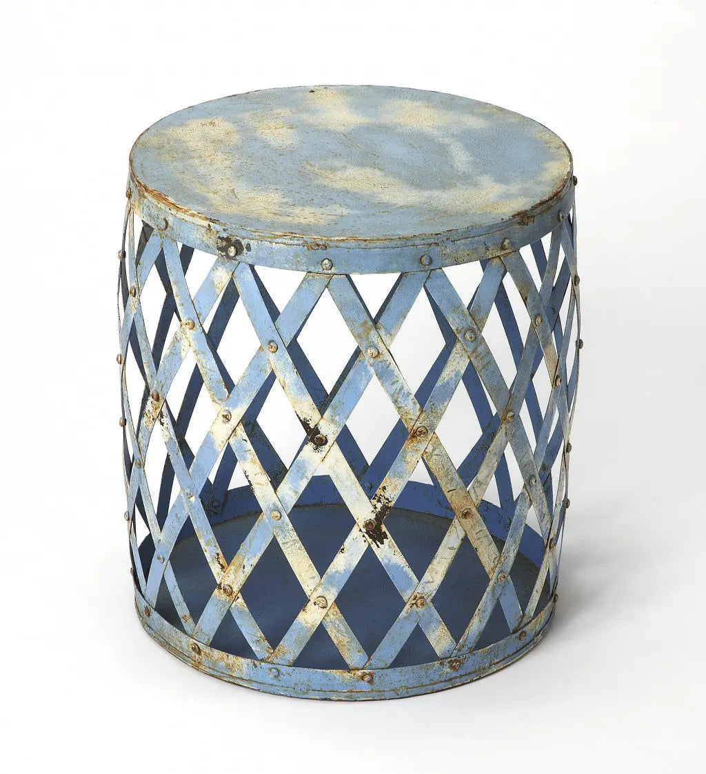 17" Rustic Blue Iron Lattice Round Top End Table Homeroots Living Room