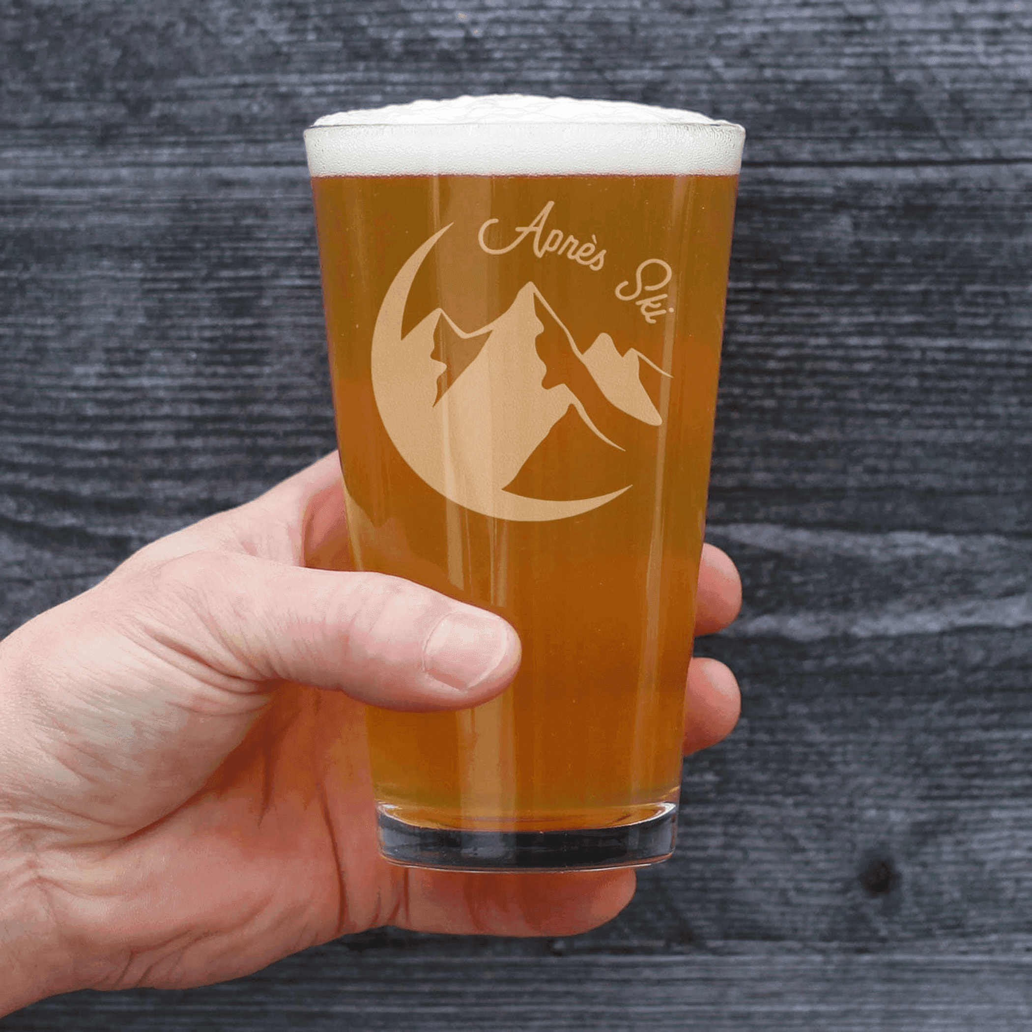 Apres Ski Pint Glass for Beer - Skiing Gifts and Decor Bevvee
