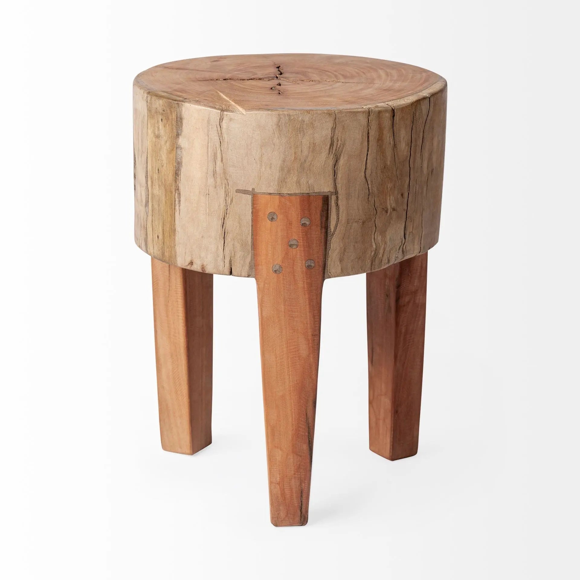 18" Dark Brown And Brown Distressed Reclaimed Wood Round End Table Homeroots Living Room