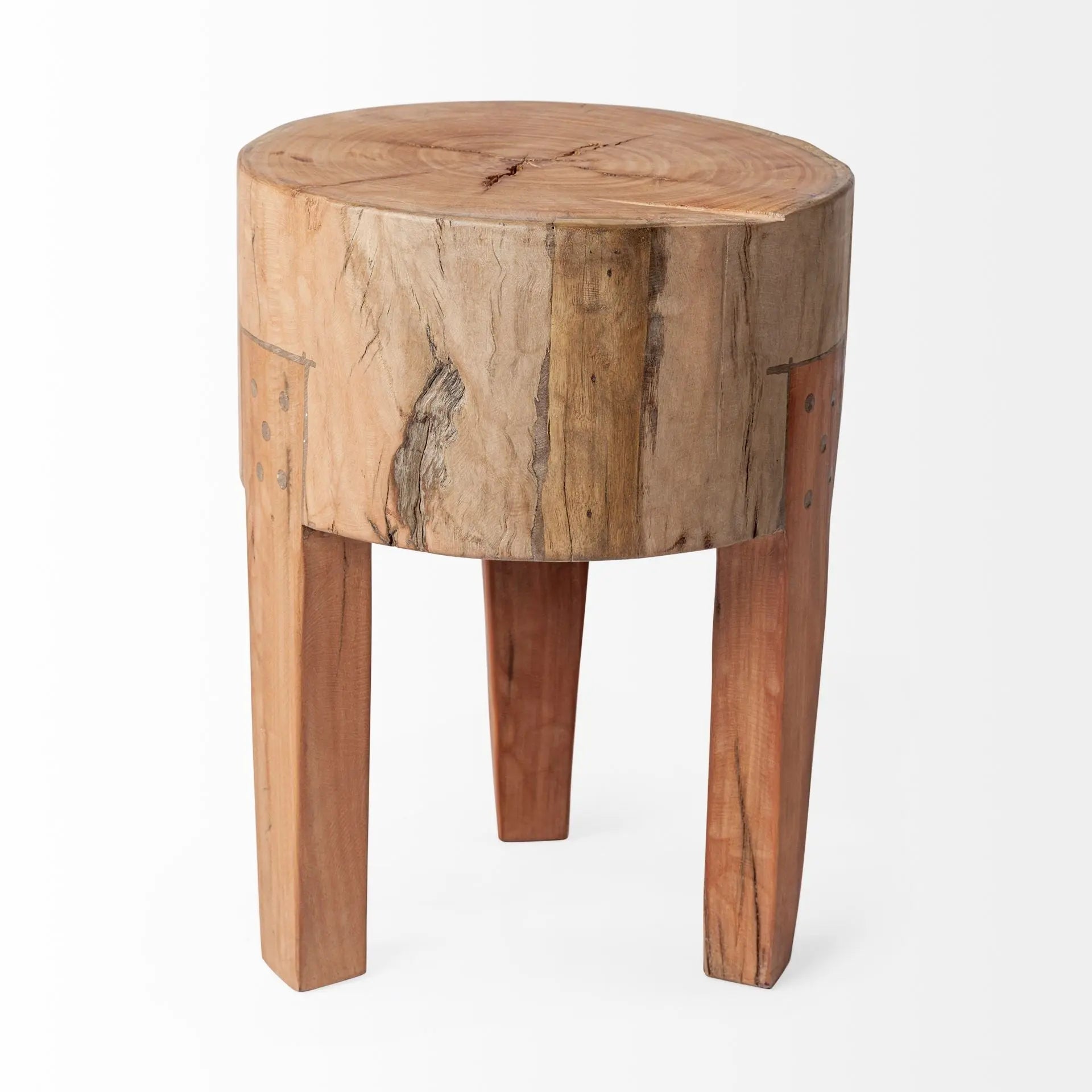 18" Dark Brown And Brown Distressed Reclaimed Wood Round End Table Homeroots Living Room