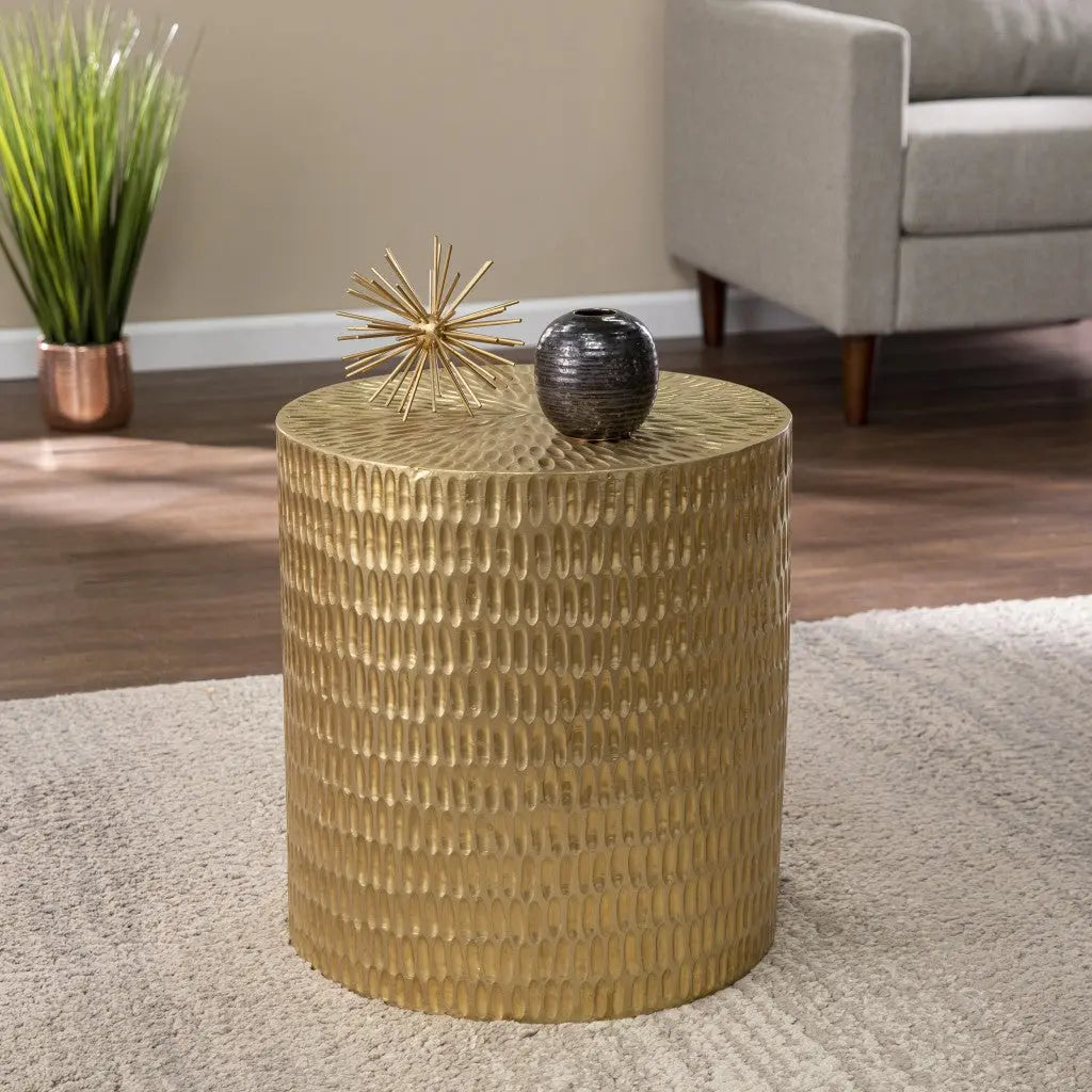 18" Gold Manufactured Wood And Solid Wood Round End Table Homeroots Living Room