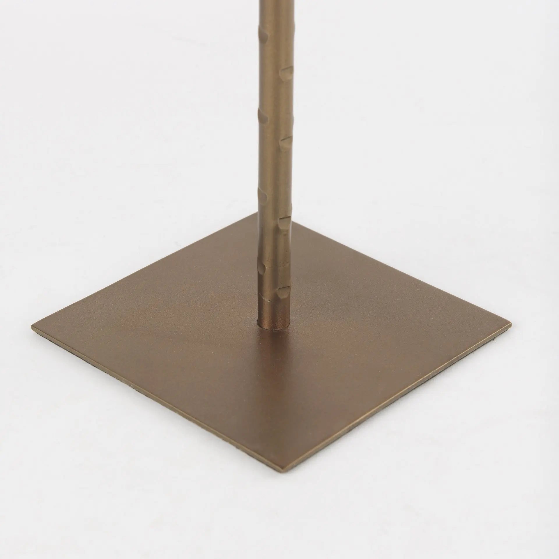 18" Gold Metal Floor Taper Candlestick Homeroots Home Decor