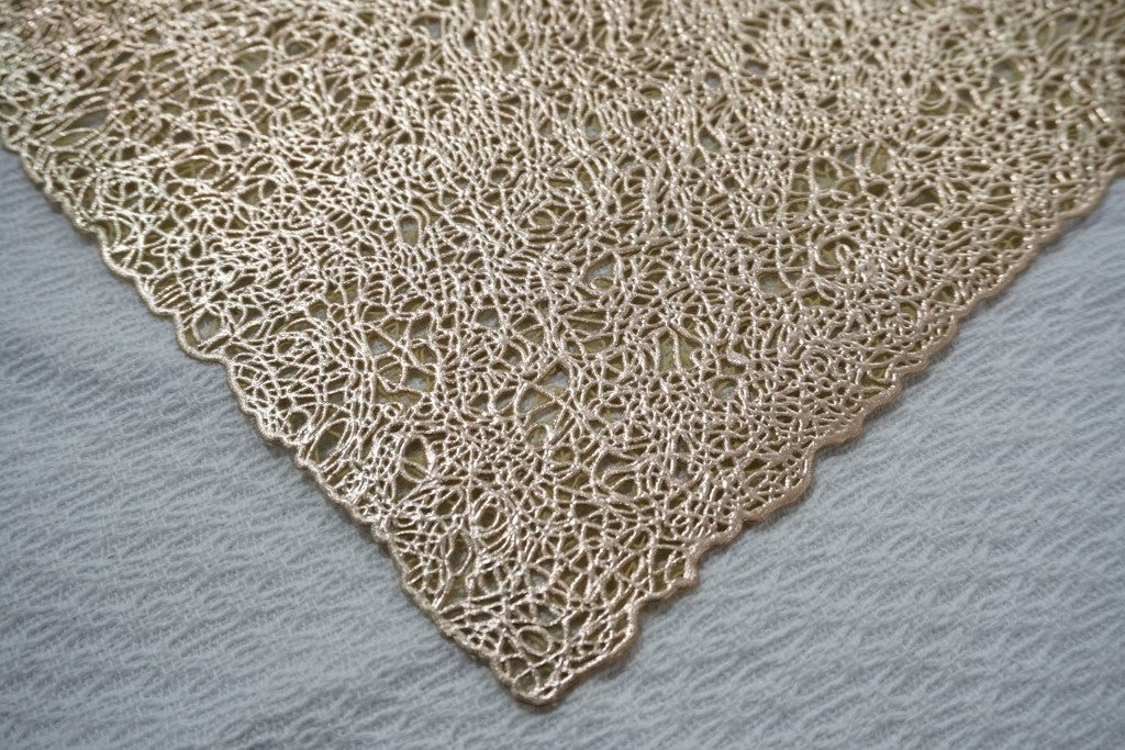18" Set of Four Gold Vinyl Placemats Homeroots Kitchen & Dining